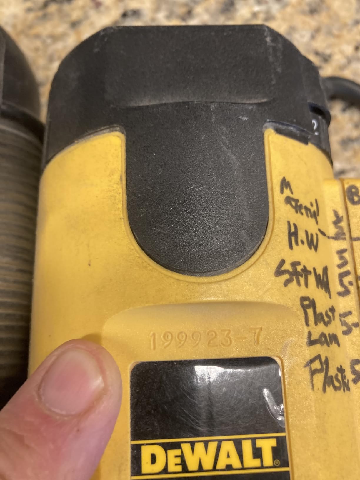 DEWALT Router, Plunge Base, 10-Amp, 2 HP (DW621) customer photo 1