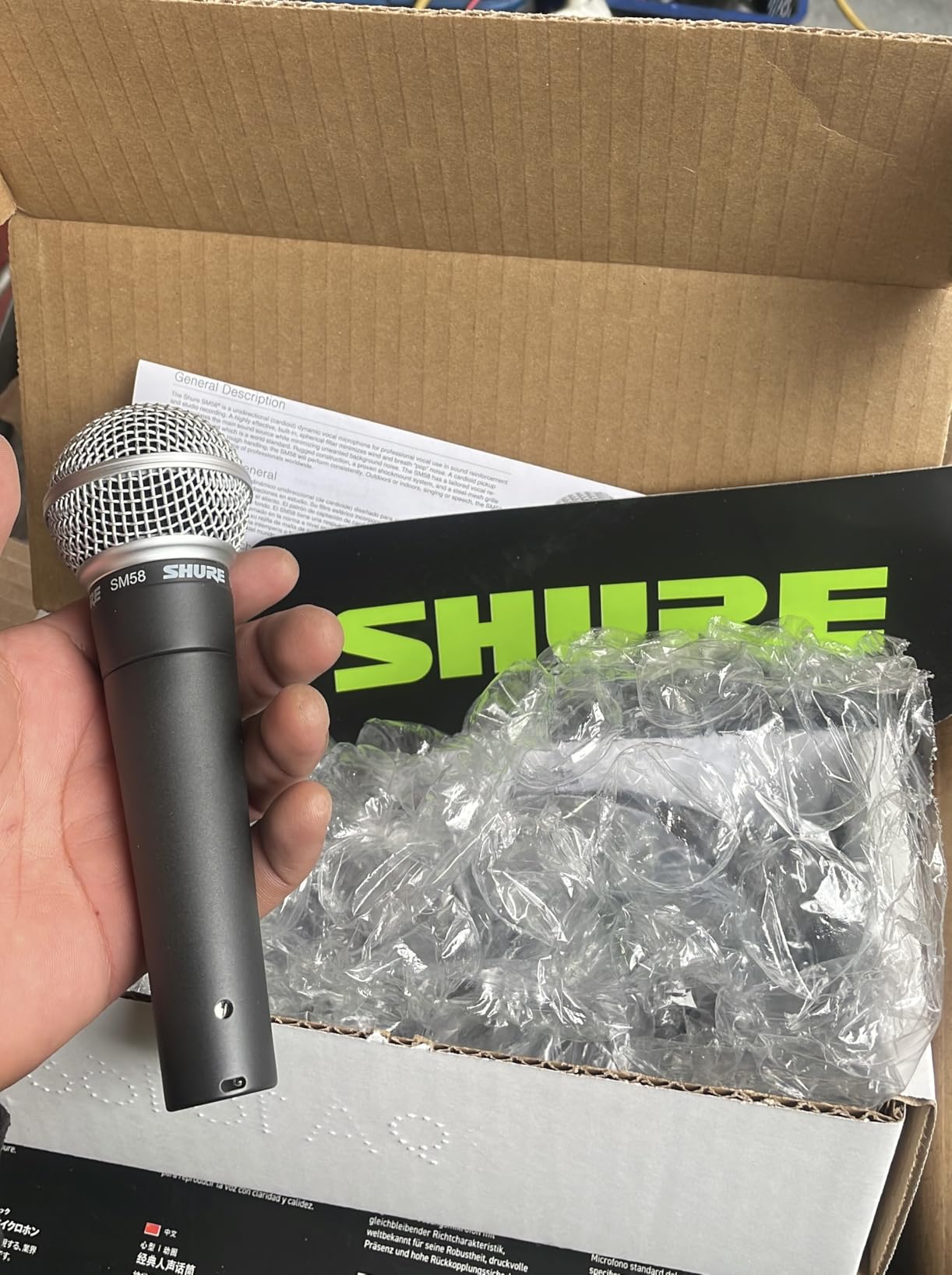 Shure SM58 Professional Dynamic Vocal Microphone with 25-Foot XLR Cable - Cardioid Mic for Live Performance, Studio Recording, Podcasting & Streaming (SM58-CN), Black & Silver | Cardioid Dynamic Vocal Mic, 50-15, 000 Hz, Includes 25 Ft Xlr Cable, Swivel Adapter and Zippered Pouch customer photo 2