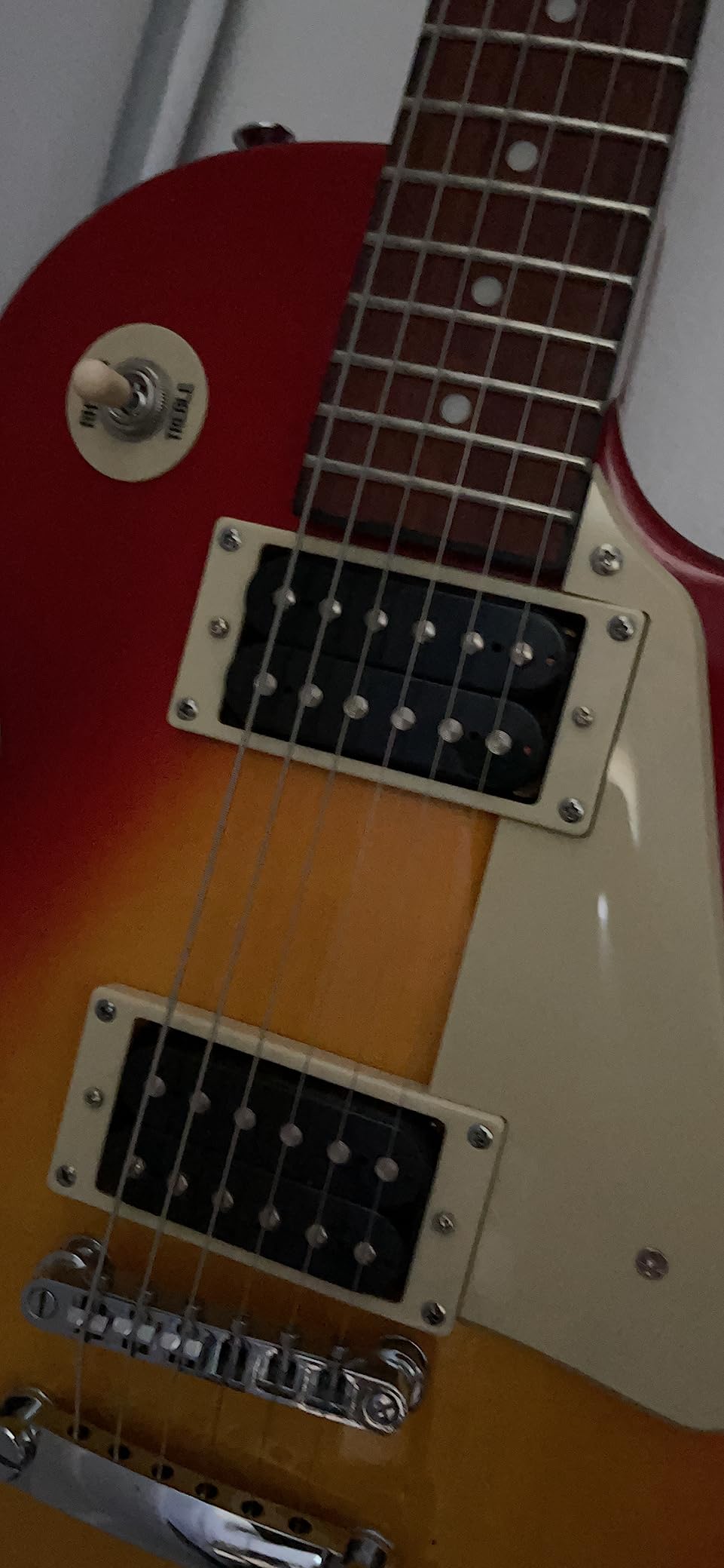 Epiphone Les Paul-100, Heritage Cherryburst Electric Guitar customer photo 2