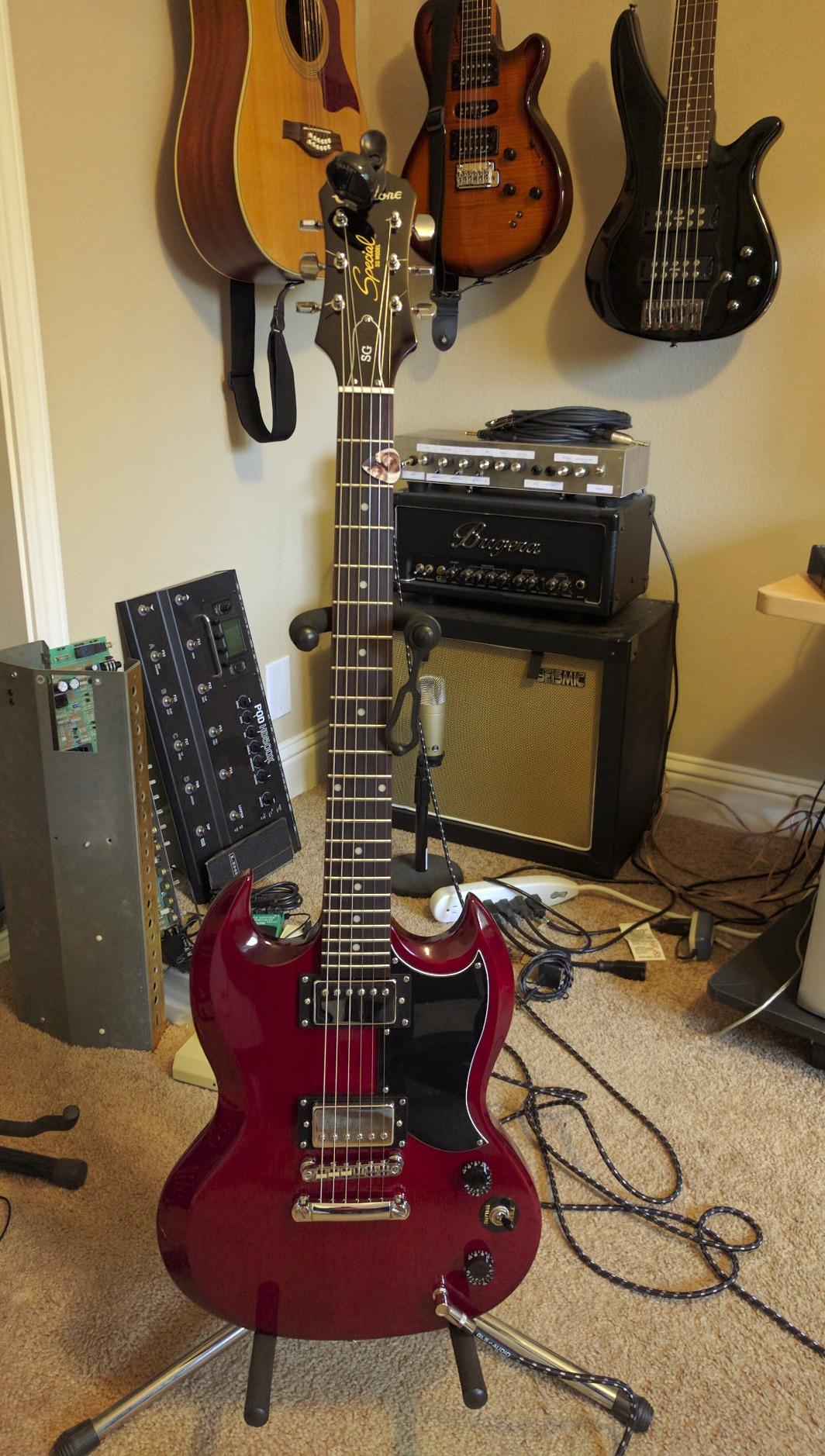 Epiphone SG Special Electric Guitar, Black | Lightweight Mahogany Body, SlimTaper Neck, Dual Humbuckers, 24.75 Scale customer photo 1