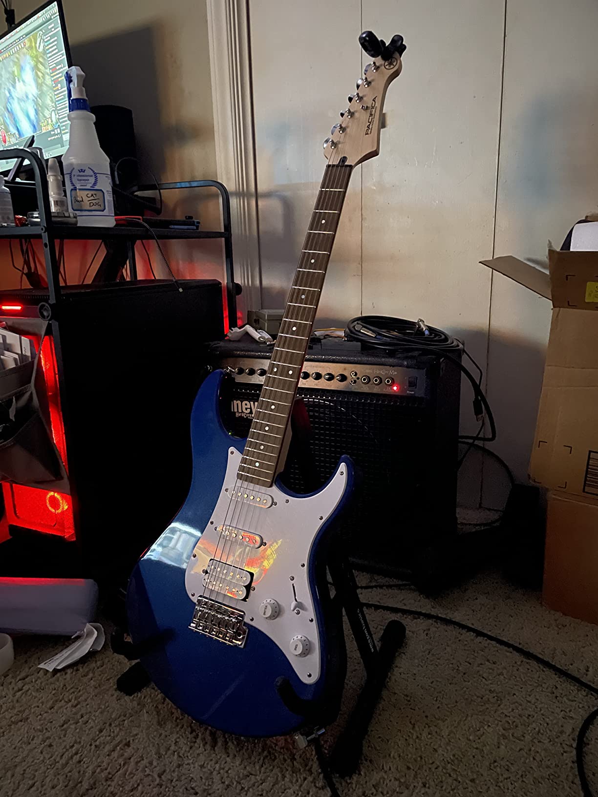 Yamaha Pacifica Series PAC012 Electric Guitar; Black | Comfortable Slim Neck, Solid Body, Great for Beginners customer photo 2