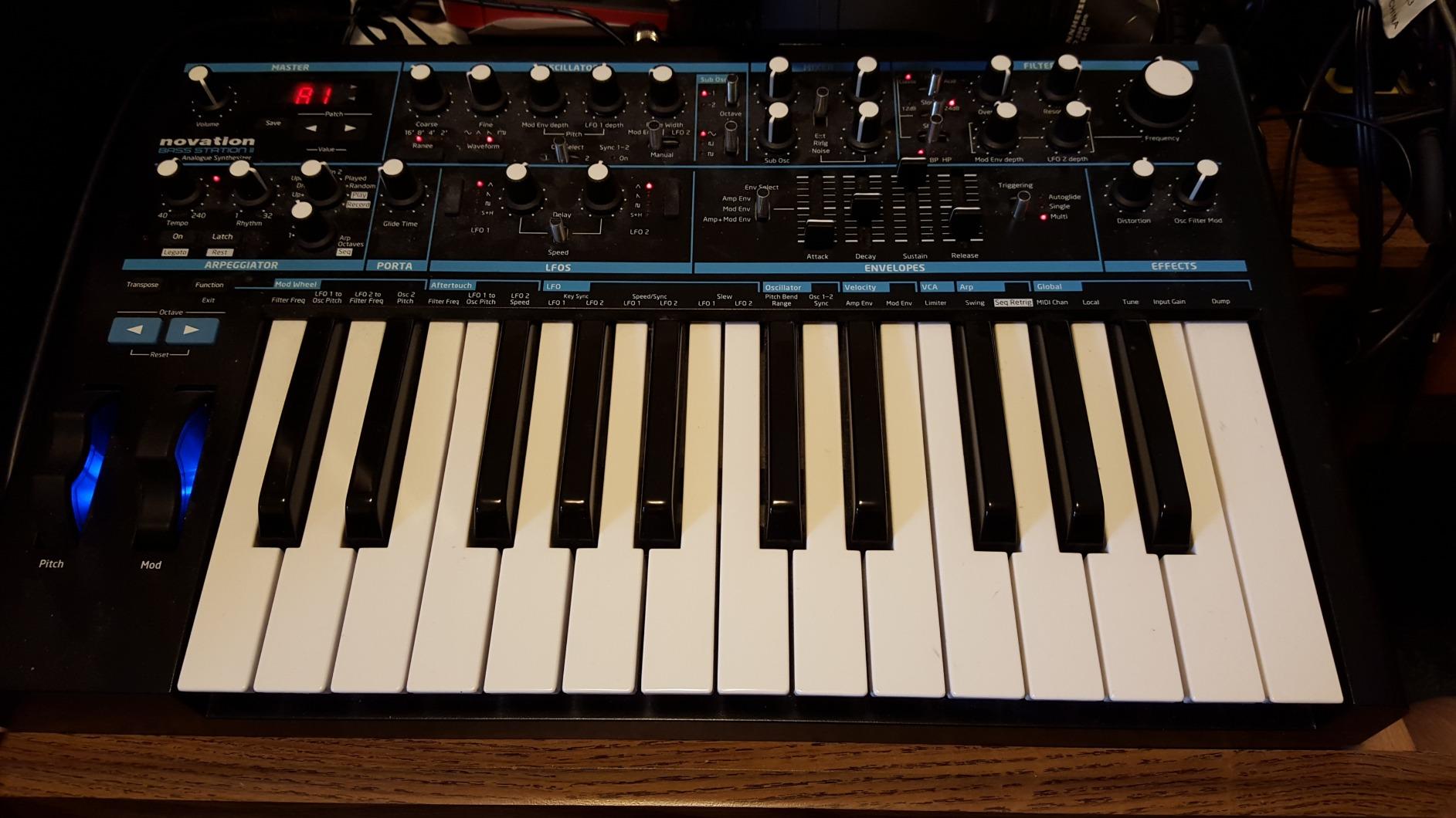Novation Bass Station II Analog Monosynth | USB, 25 Full-Size Keys, Aftertouch, 2 Analog Oscillators + Sub-Oscillator, 2 Filters, Overdrive, Arpeggiator, Paraphonic Mode customer photo 1