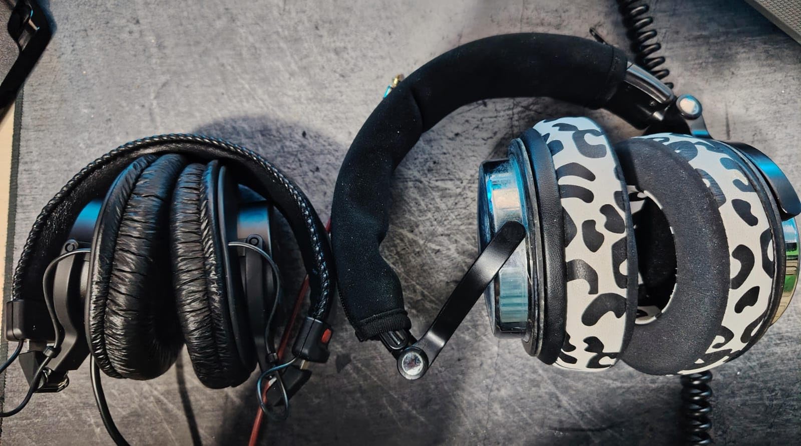 Sony MDR7506 Professional Large Diaphragm Headphone | MDR-7506, 40mm drivers, 10Hz-20kHz customer photo 2