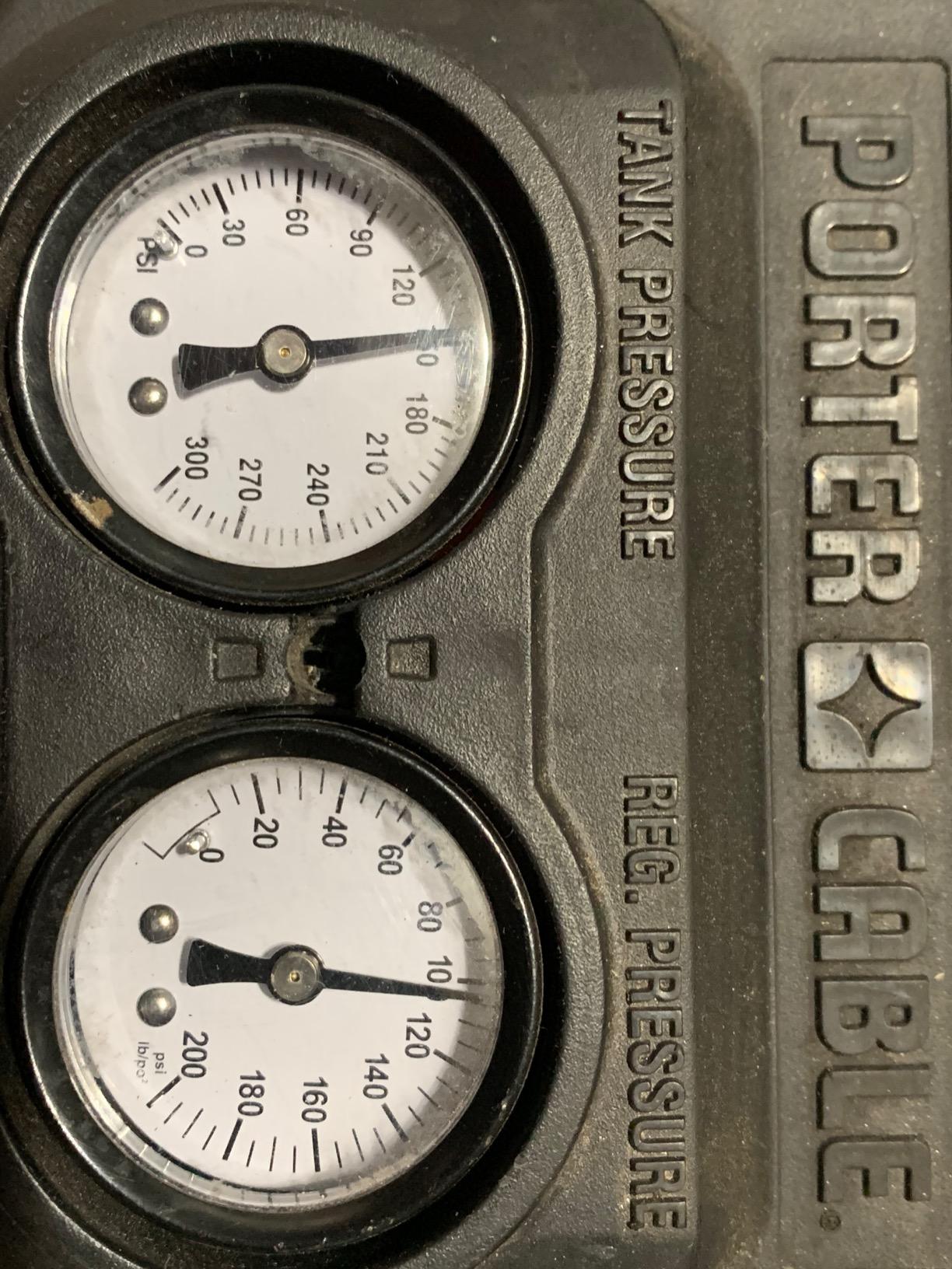 DEWALT C2002-WK Pancake Compressor, 6 Gallon, Oil-Free, 150 PSI customer photo 2
