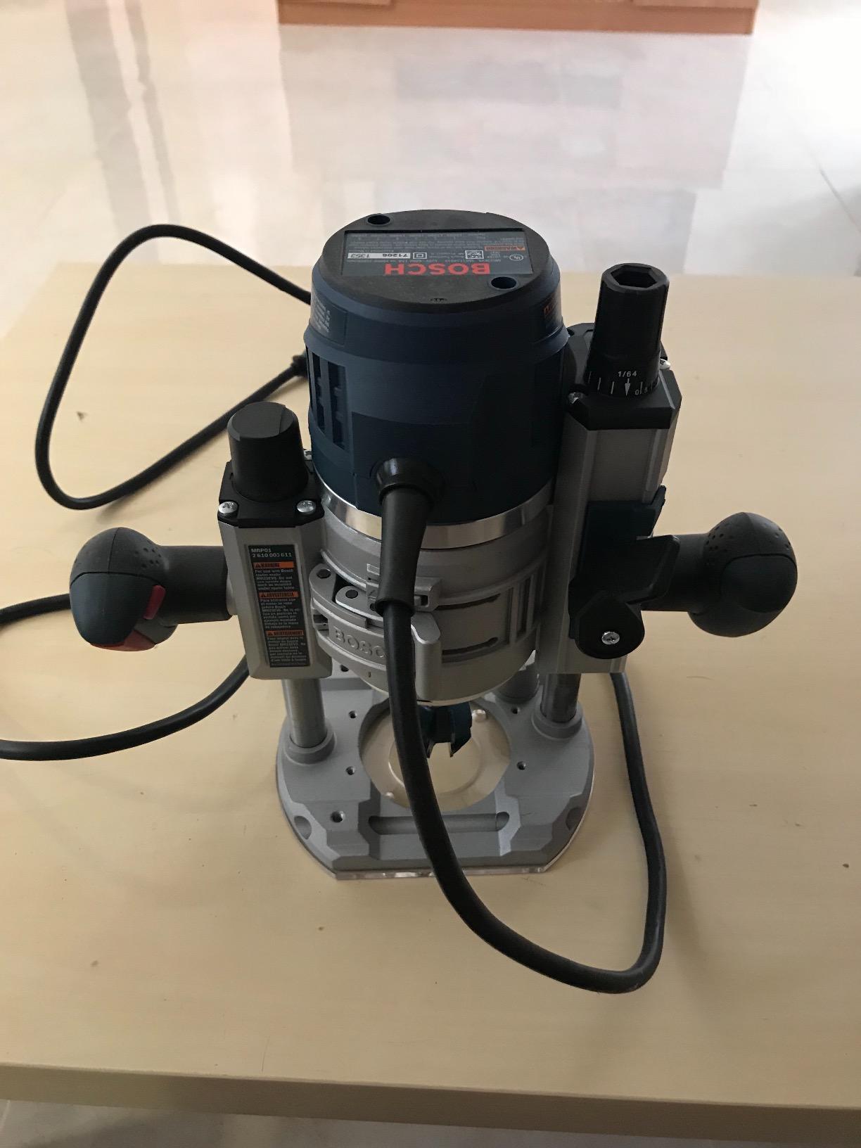 Bosch MRP23EVS 2.3 HP Electronic Plunge-Base Router customer photo 1