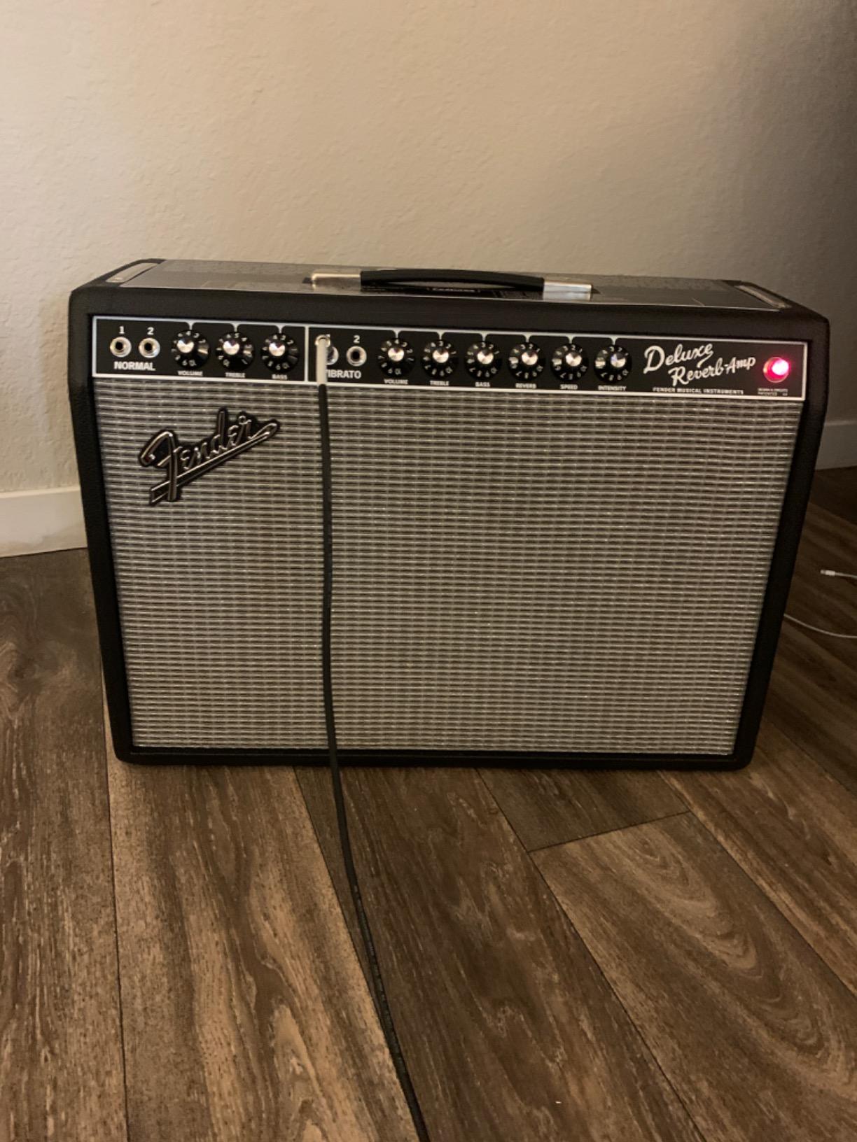 Fender '65 Deluxe Reverb Guitar Amplifier customer photo 1