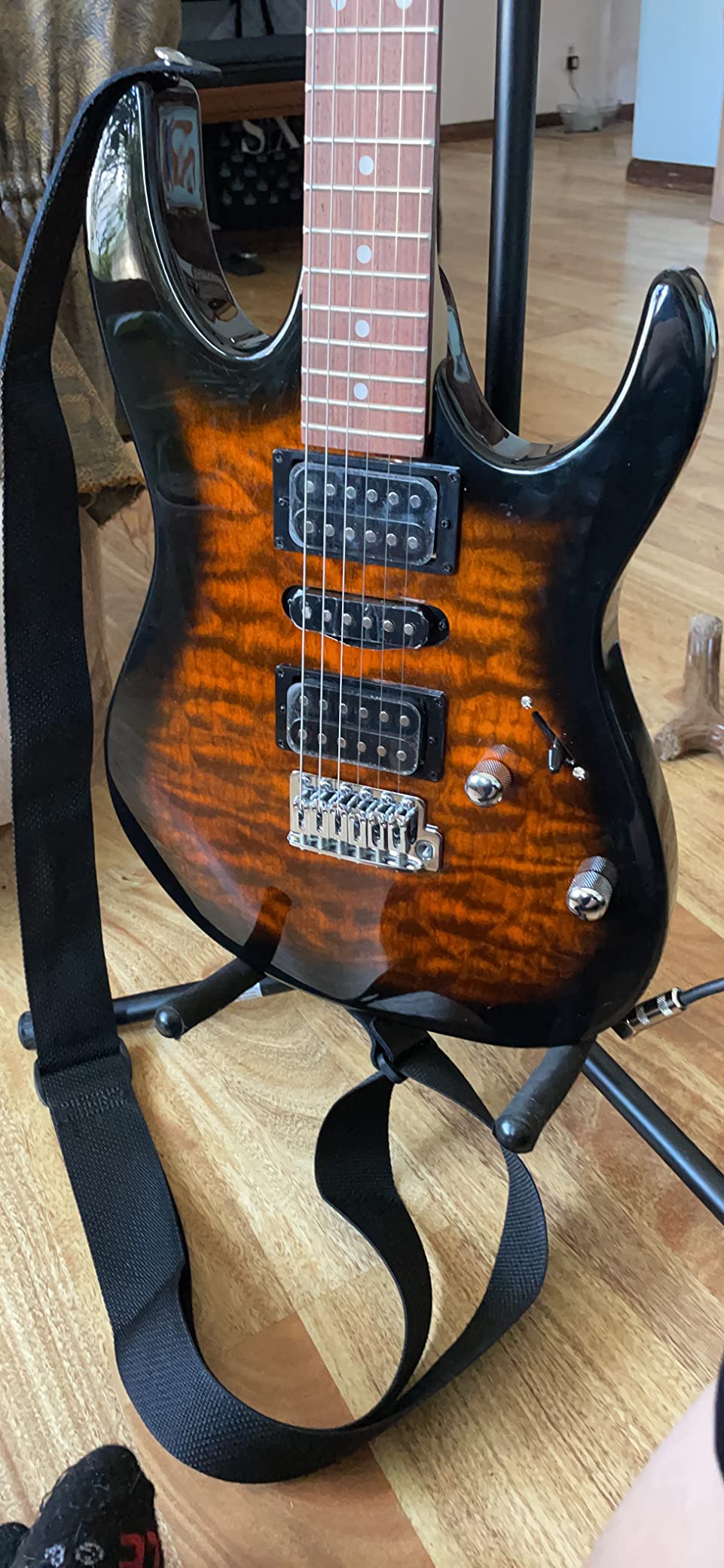 Ibanez GIO Series GRX70QA Electric Guitar - Transparent Red Burst | Quilted Maple Top, Thin Wizard Neck, Infinity Pickups, T106 Tremolo customer photo 2