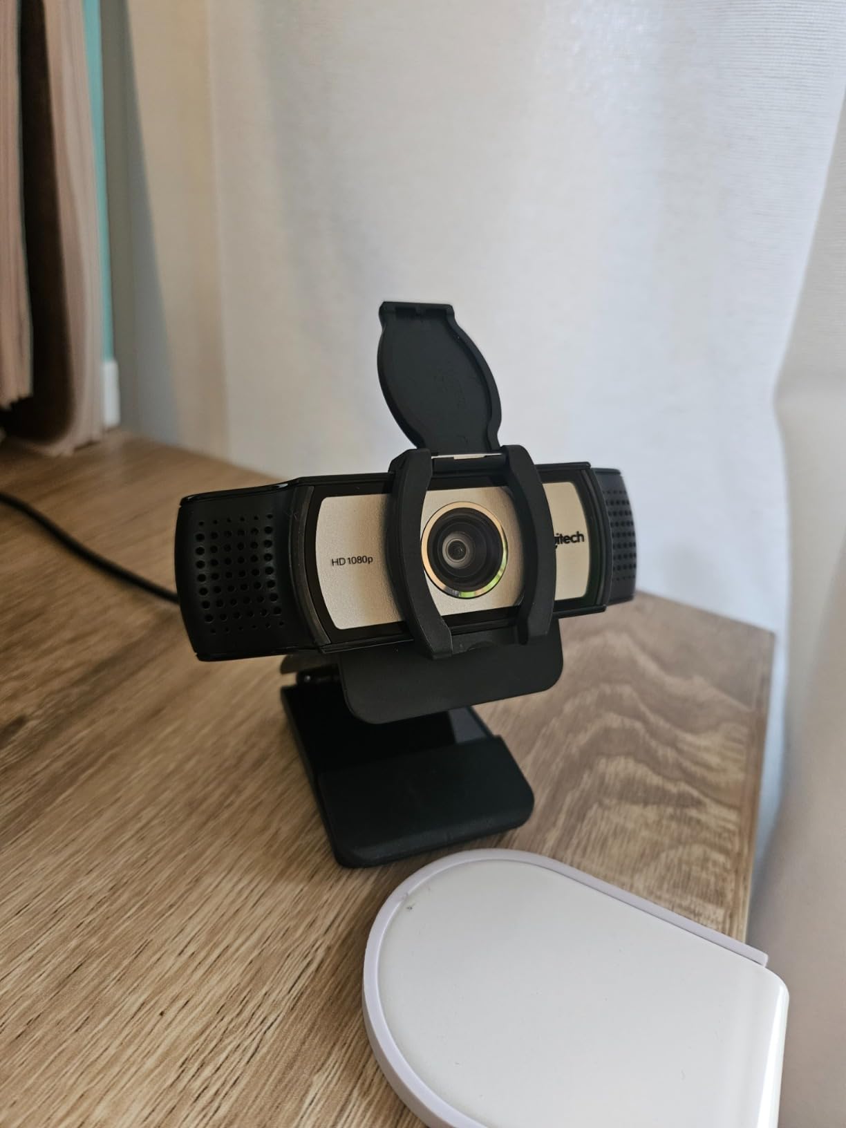 Logitech C930e Webcam customer photo 2