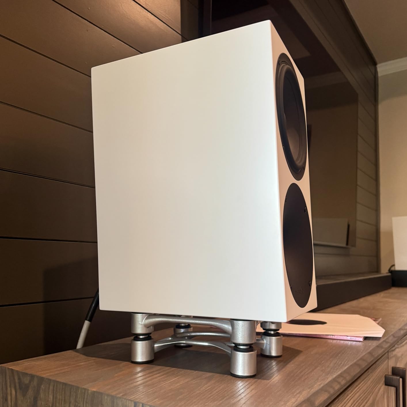 IsoAcoustics Aperta Series Isolation Speaker Stands with Tilt Adjustment: Aperta200 (7.8