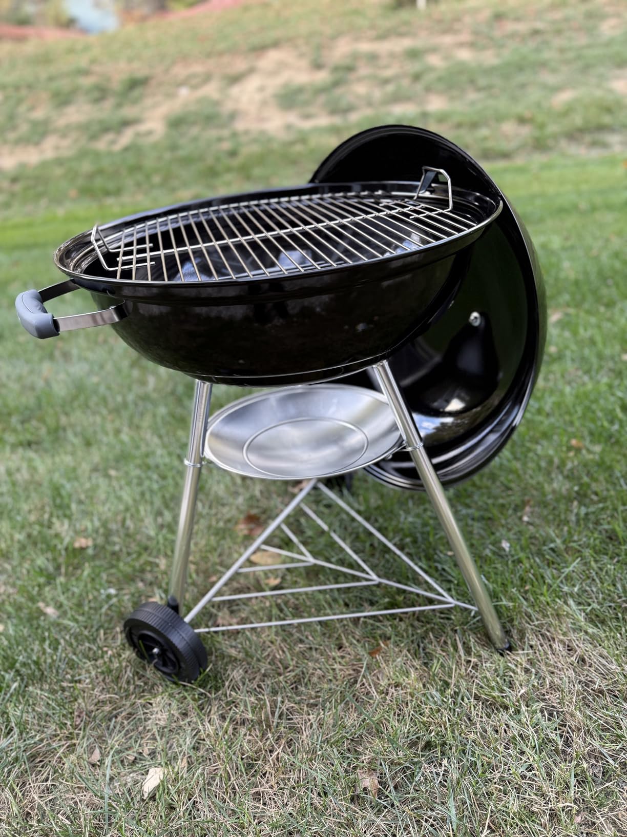 Weber Jumbo Joe Premium Compact Charcoal Grill, 22-Inch, Black | Compact Outdoor BBQ Grill with Durable Plated Steel Grates, Porcelain-Enameled Bowl & Precision Airflow Control customer photo 1