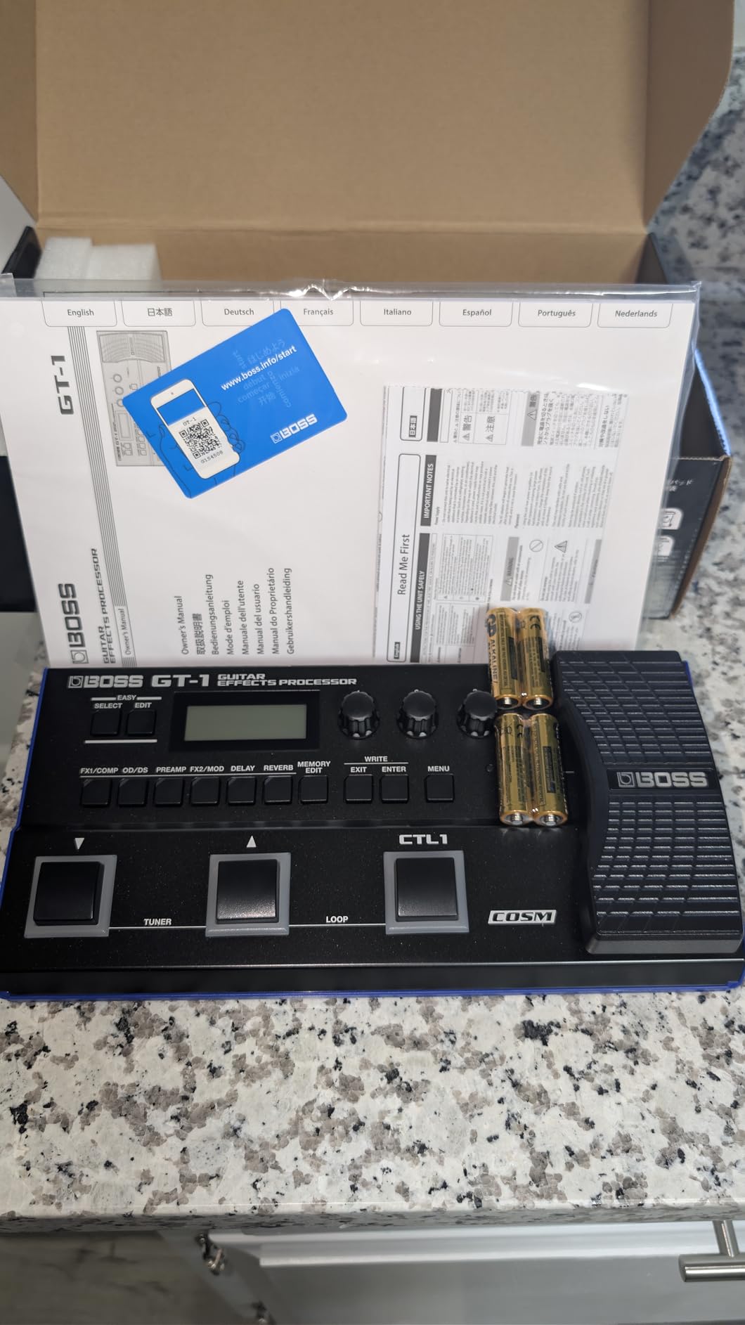 BOSS GT-1 Compact Guitar Effects Processor with 108 Effects, Flagship GT-Series Sound Engine, 32-Sec Looper customer photo 1