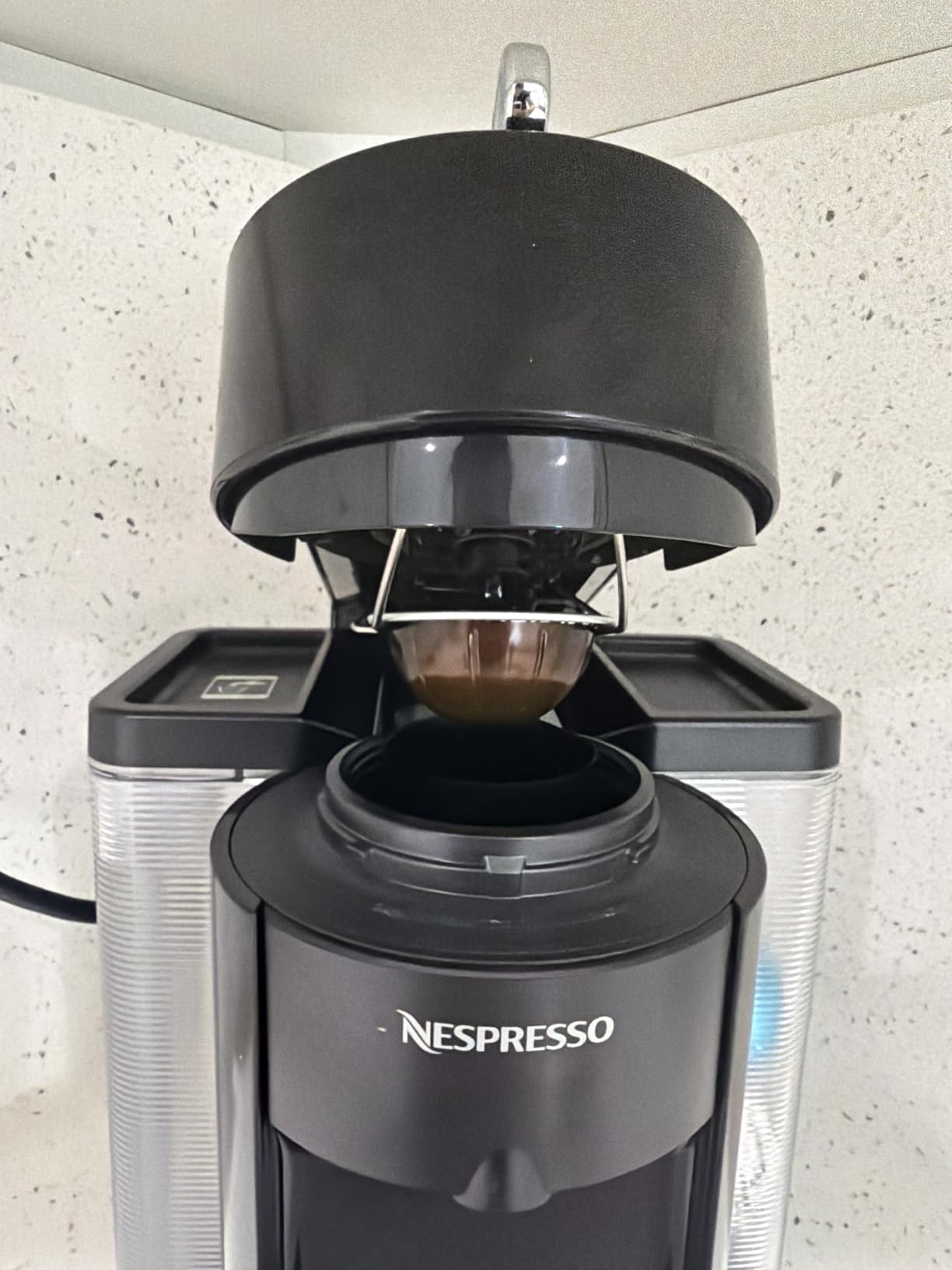 Vertuo Coffee and Espresso Machine by De'Longhi, Piano Black customer photo 2