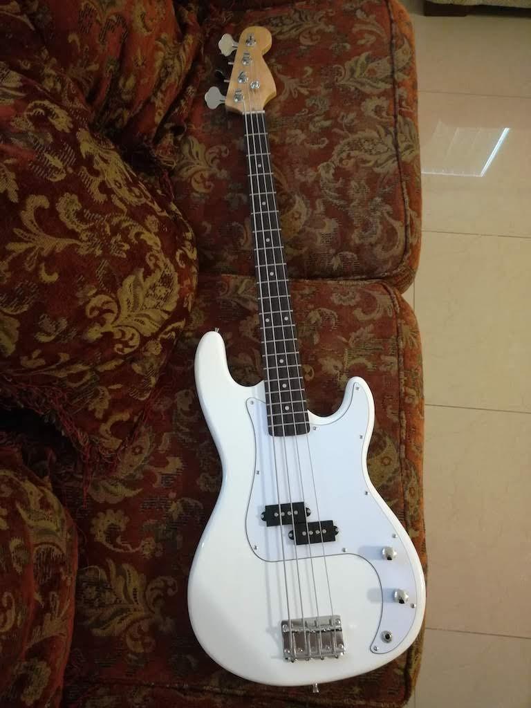 Glarry Electric Bass Guitar Full Size 4 String Rosewood Basswood Fire Style Exquisite Burning Bass (Sunset) customer photo 1