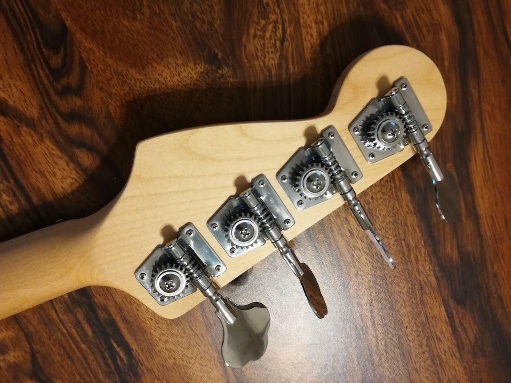 Glarry Electric Bass Guitar Full Size 4 String Rosewood Basswood Fire Style Exquisite Burning Bass (Sunset) customer photo 2