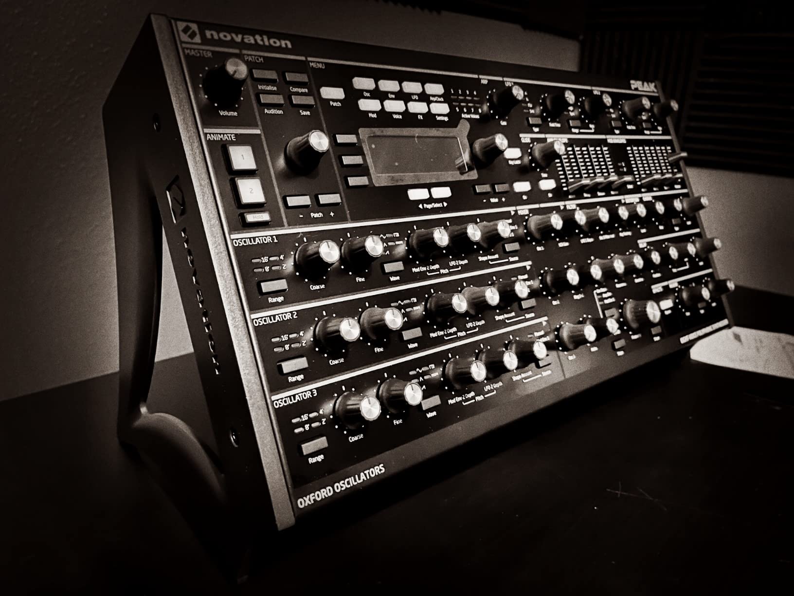 Novation Peak 8-Voice Desktop Polyphonic Synthesizer | 8-Voice Polyphonic, New Oxford Oscillators, Analog Filter, 3 Distortion Stages Per Voice, 16-Slot Mod Matrix, Onboard Effects customer photo 2