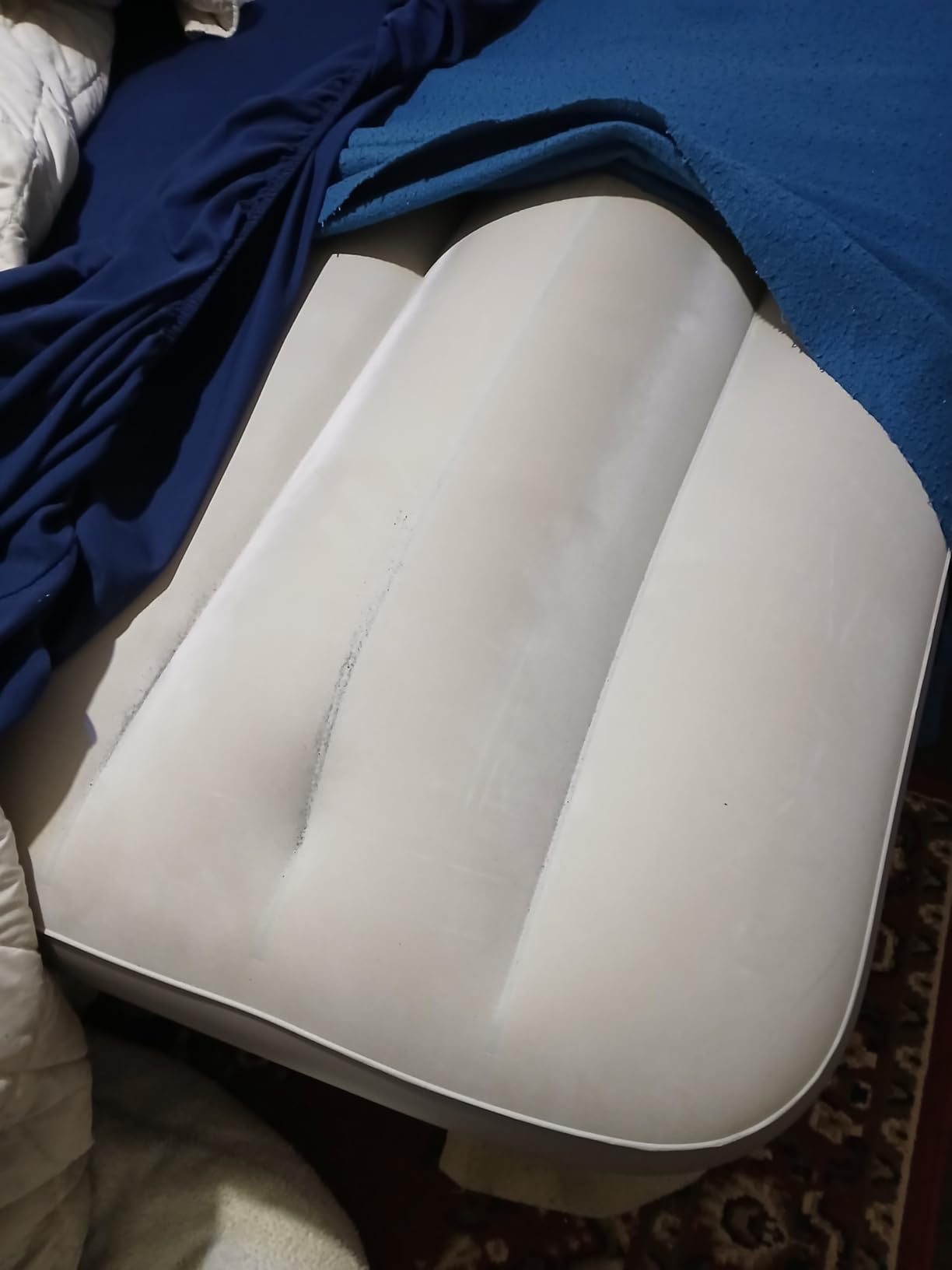 Intex 64103E Dura-Beam Standard Single-High Air Mattress: Fiber-Tech - Queen Size - 10in Bed Height - 600lb Weight Capacity - Pump Sold Separately customer photo 1