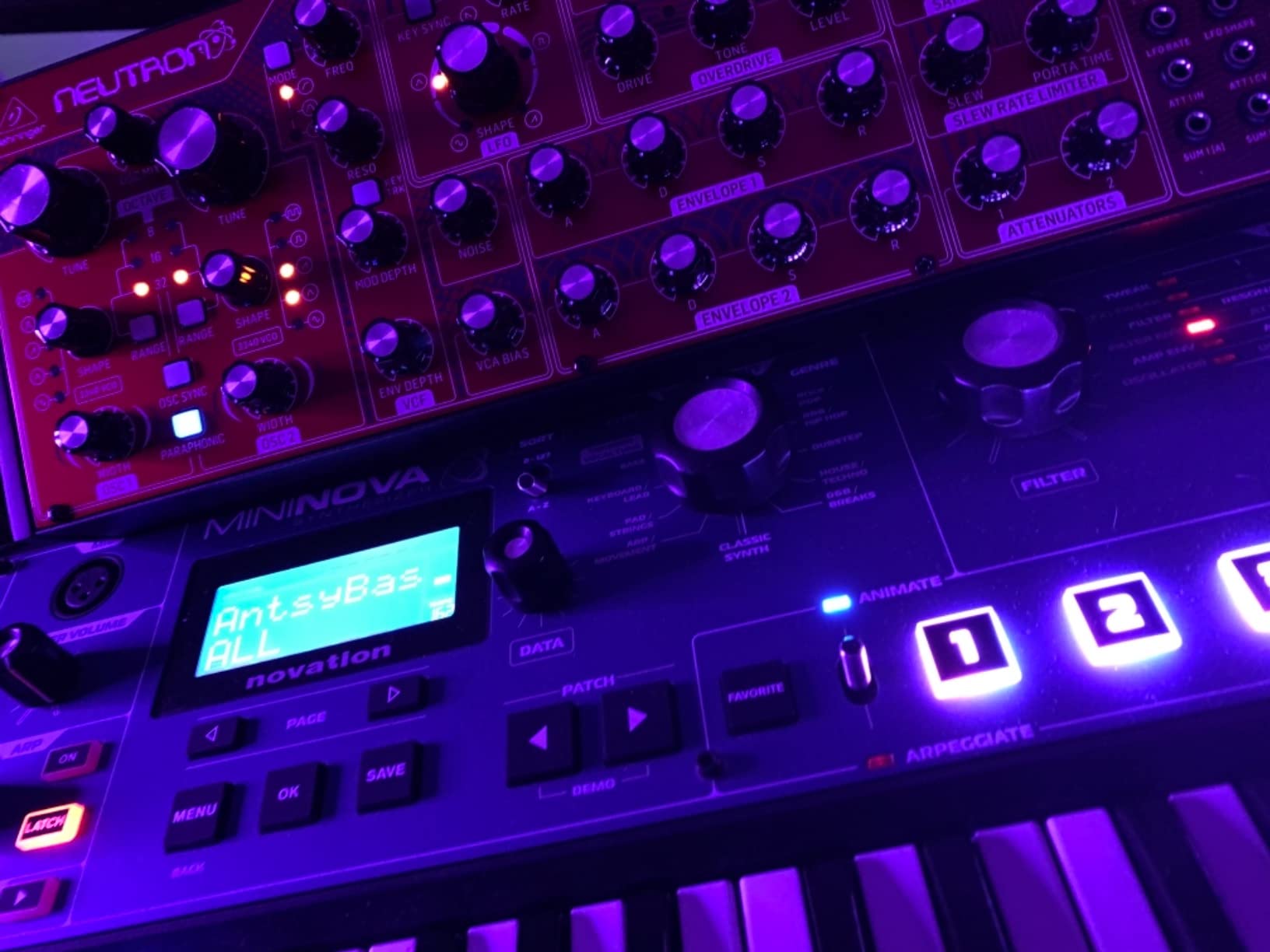 Behringer NEUTRON Analog Semi-Modular Synthesizer customer photo 2