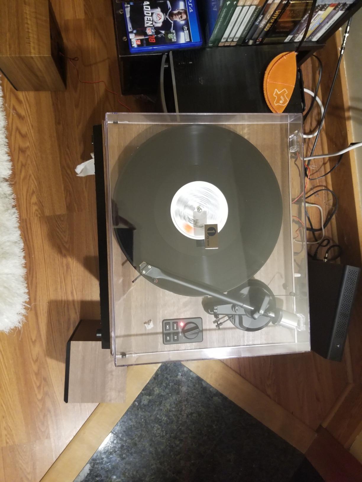 1 BY ONE Bluetooth Turntable HiFi System with 36 Watt Bookshelf Speakers | Patend Designed Vinyl Record Player with Magnetic Cartridge, Wireless Playback and Auto Off (Walnut) customer photo 2