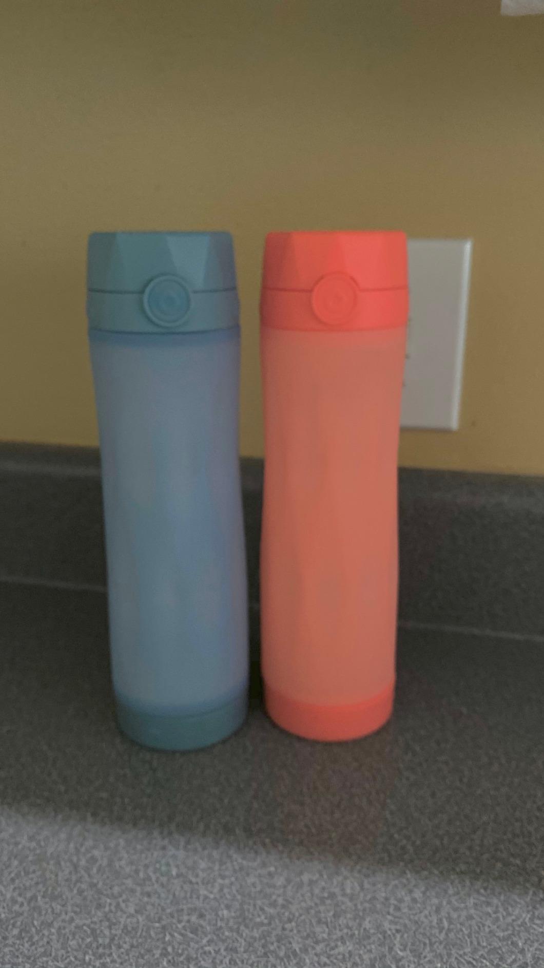 Hidrate Spark 3, Smart Water Bottle, Monitor Water Intake and Light Up to Remind You to Stay Hydrated customer photo 2