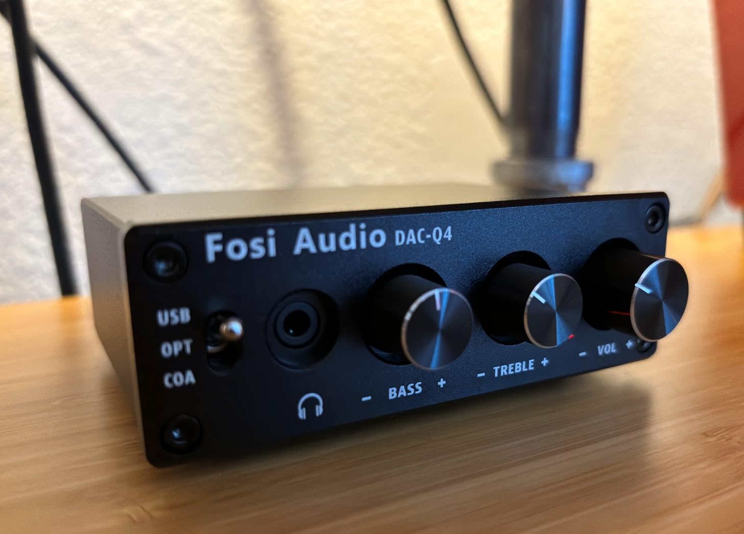 Fosi Audio Q4 DAC Headphone Amp for PC, Desktop Digital to Analog Audio Converter with PC-USB/Optical/Coaxial Inputs, 3.5mm Headphone/RCA Outputs customer photo 2