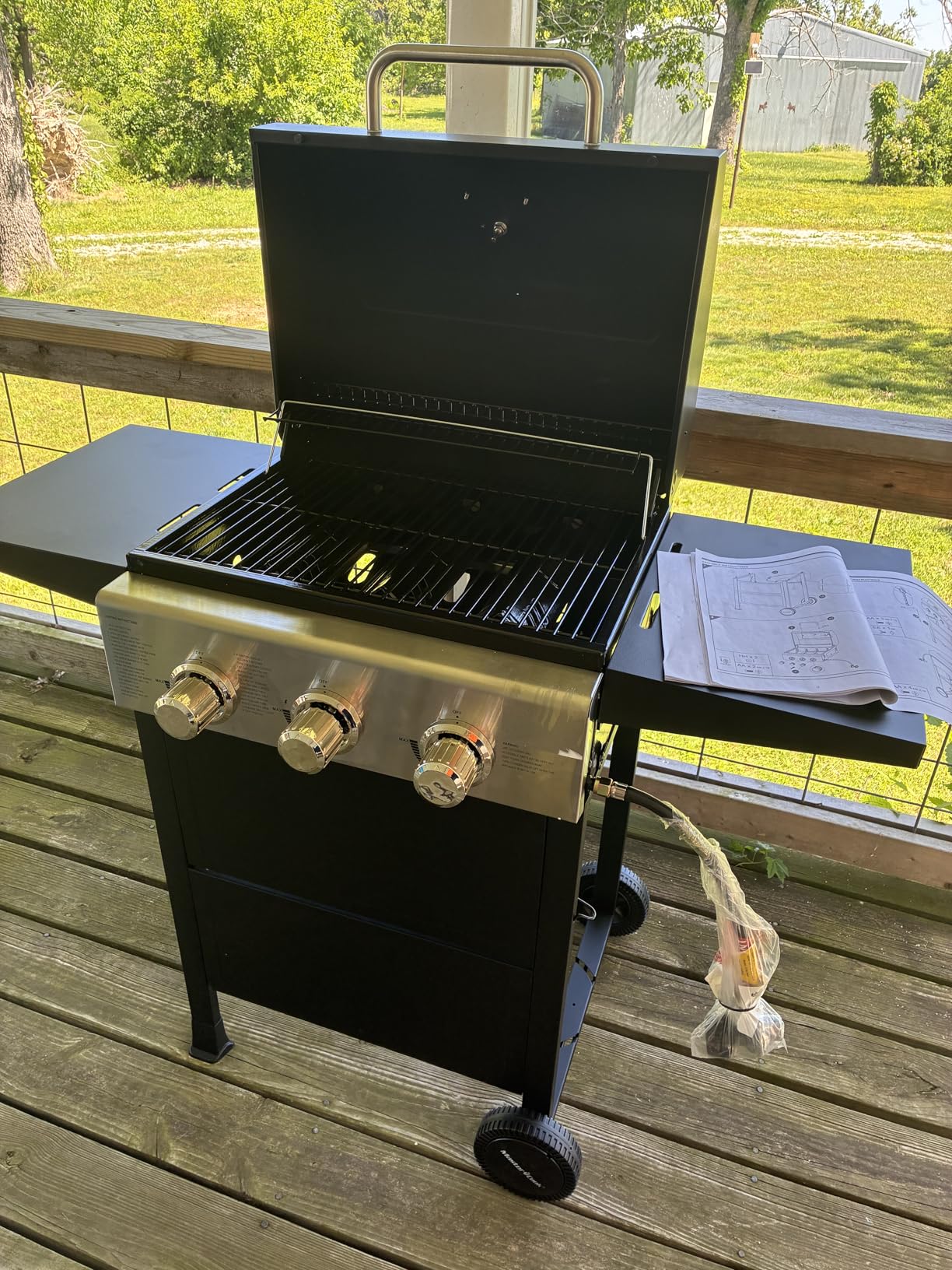 MASTER COOK 3 Burner BBQ Propane Gas Grill customer photo 1