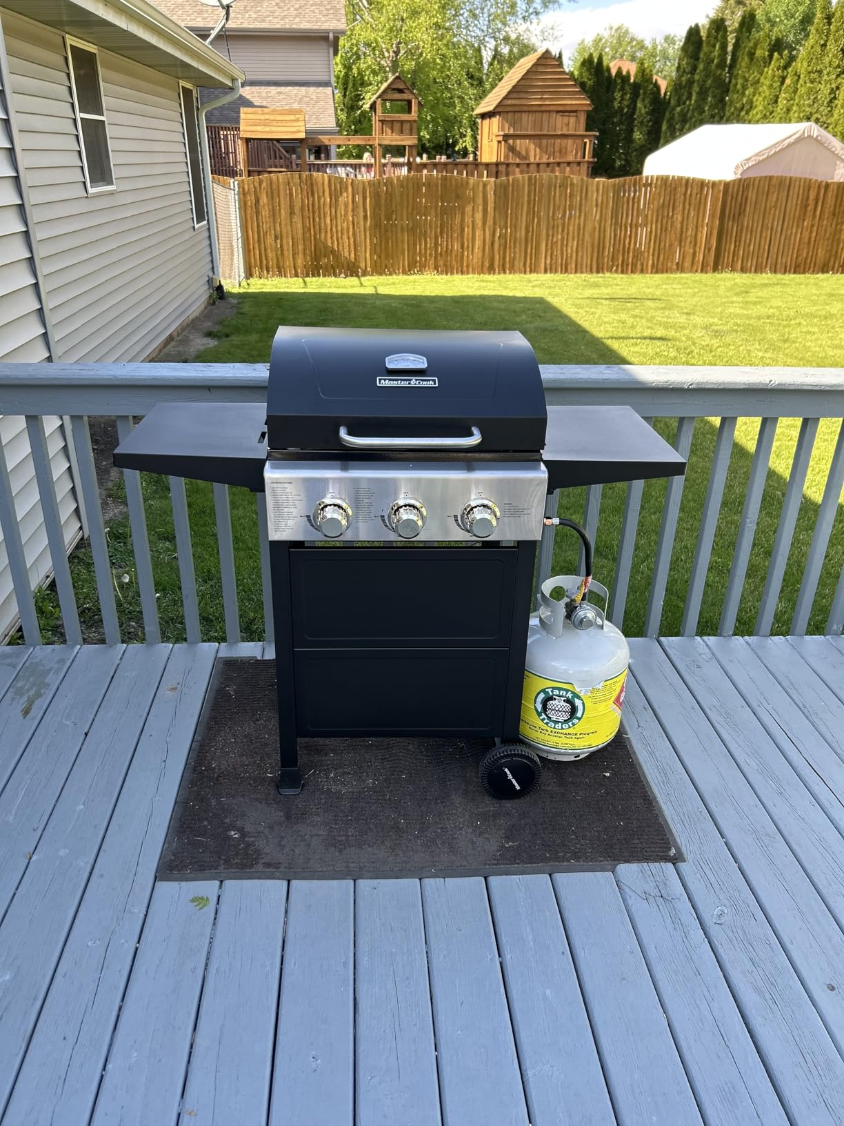 MASTER COOK 3 Burner BBQ Propane Gas Grill customer photo 2