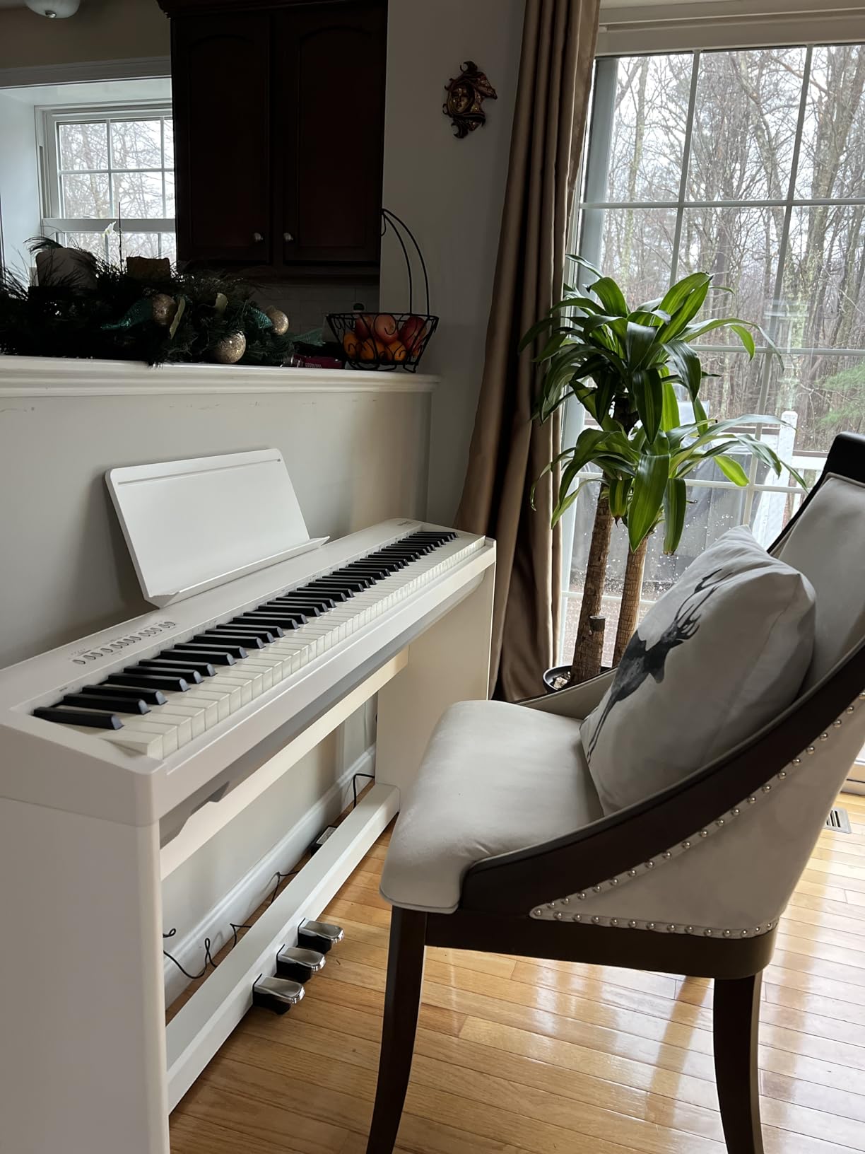 Roland FP-30X Slim & Stylish 88-Note Digital Piano, PHA-4 Ivory Feel Keyboard, Bluetooth & MIDI, White customer photo 2