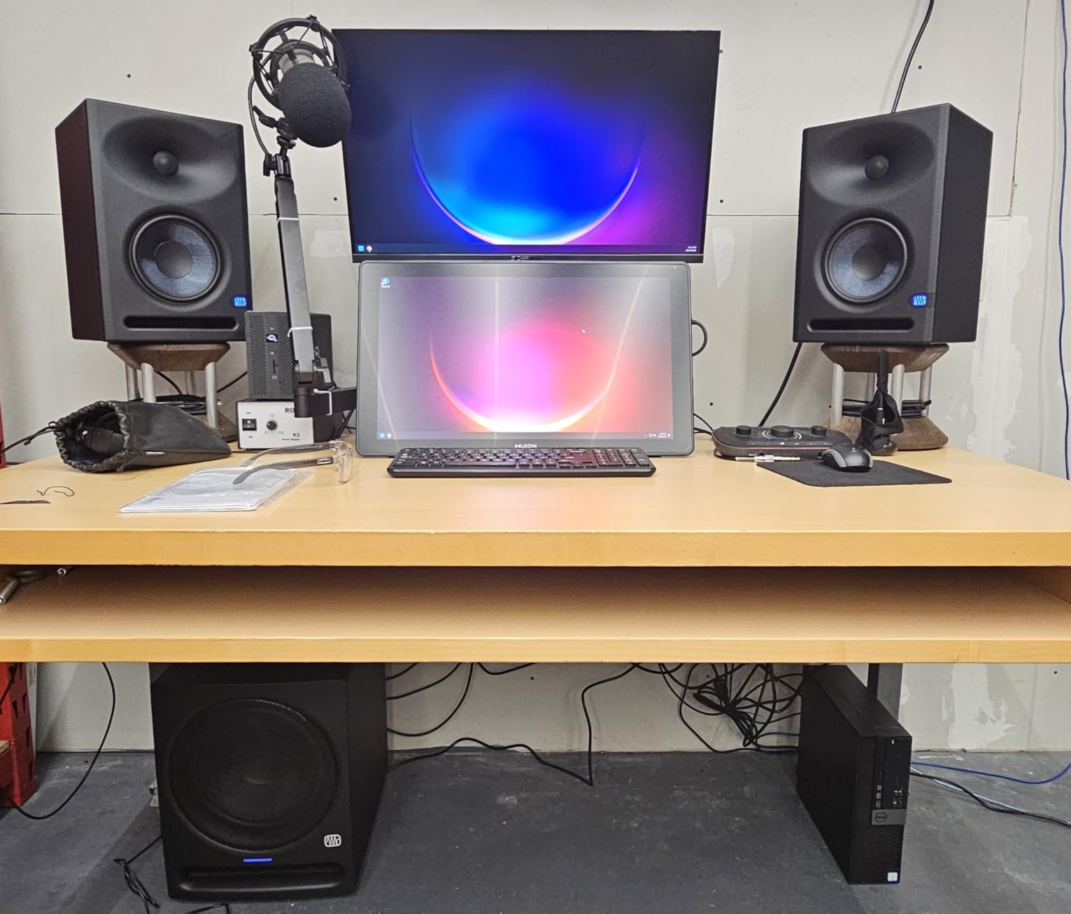 PreSonus Eris E7 XT 2-Way Active Studio Monitor with EBM Waveguide (Pack of 1) customer photo 1