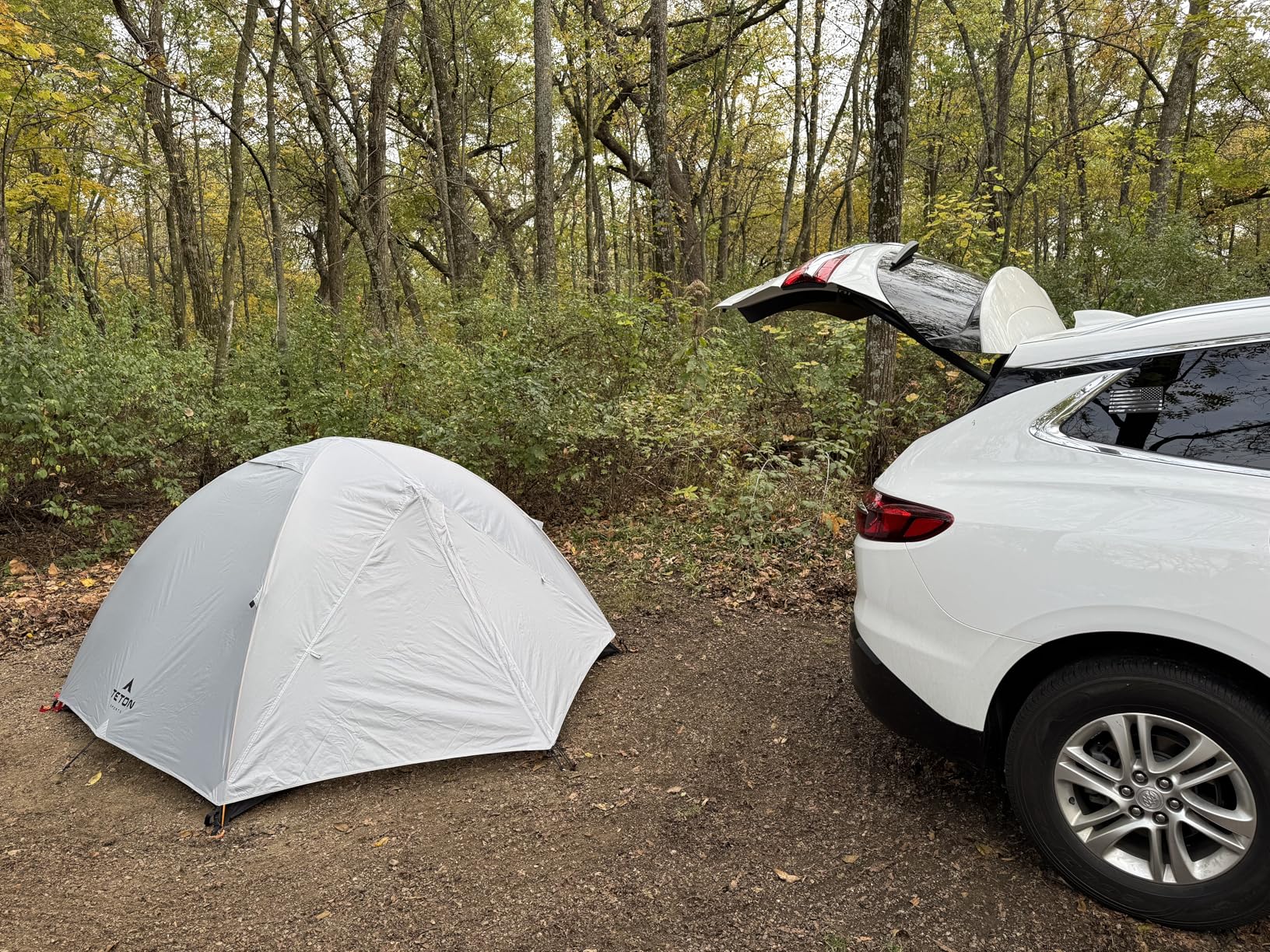 Teton Sports Mountain Ultra Tents, 1-4 Person Backpacking Tent, Lightweight, Perfect for Camping, Hiking and Backpacking - Waterproof and Built to Last customer photo 1