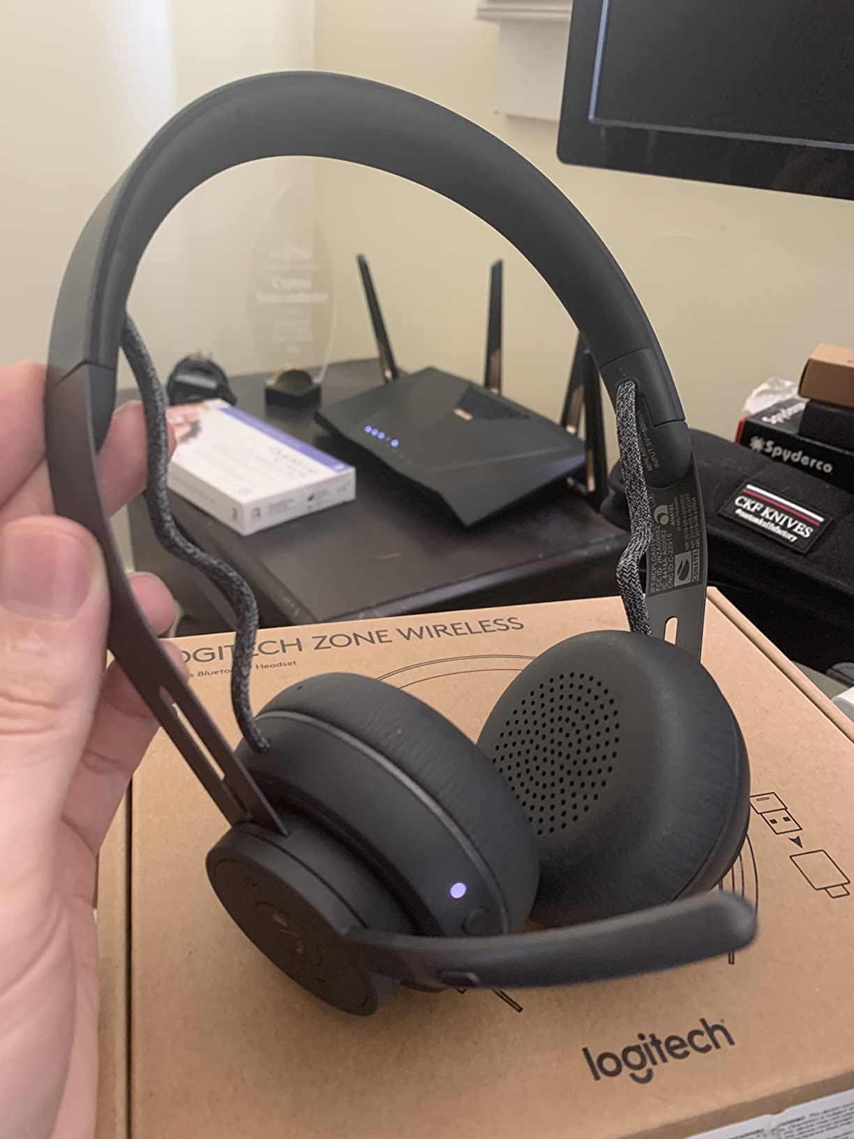 Logitech Zone Wireless Certified Microsoft Teams Bluetooth Headset | Active noise cancellation, Qi charging, Teams and Zoom certified, leatherette ear pads customer photo 2