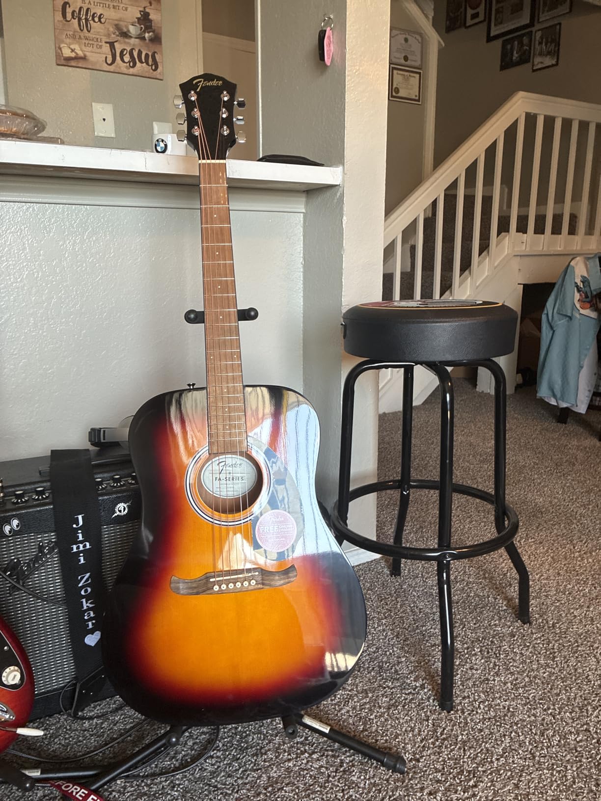 Fender FA-125 Dreadnought Acoustic Guitar - Natural Bundle with Gig Bag, Tuner, Strap, Strings, Picks, and Austin Bazaar Instructional DVD customer photo 1