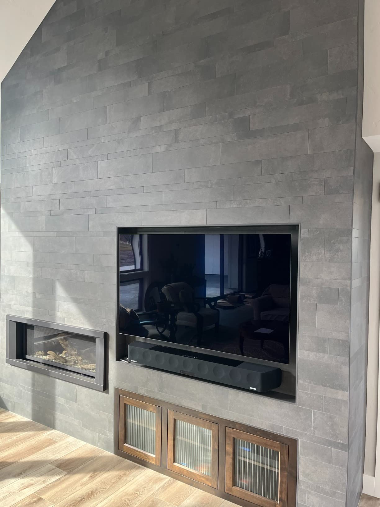Sennheiser AMBEO Soundbar - 5.1.4 Channel with Dolby Atmos and DTS:X customer photo 2