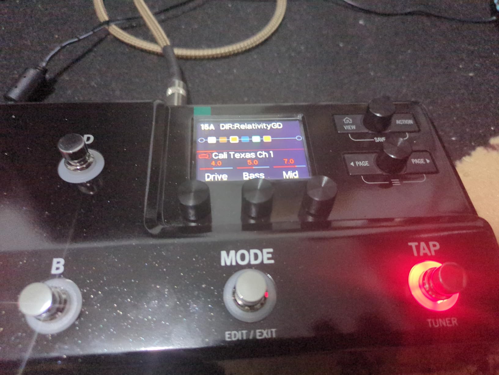 Line 6 HX Stomp XL Multi-Effects Guitar Pedal with 8 Stomp Switches, Helix Effects Engine customer photo 2