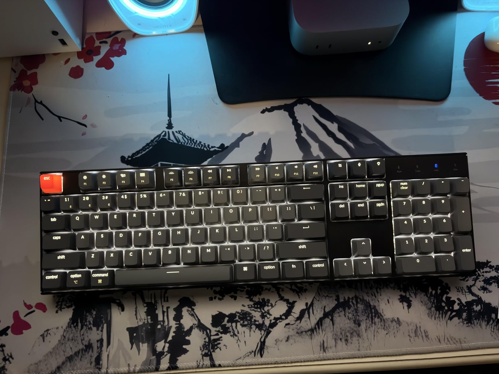 Keychron K10 Full Size 104 Keys Bluetooth Wireless Mechanical Gaming Keyboard for Mac Windows with Keychron Super Red Switch, Multitasking/White LED Backlight/USB C Wired Computer Keyboard customer photo 1