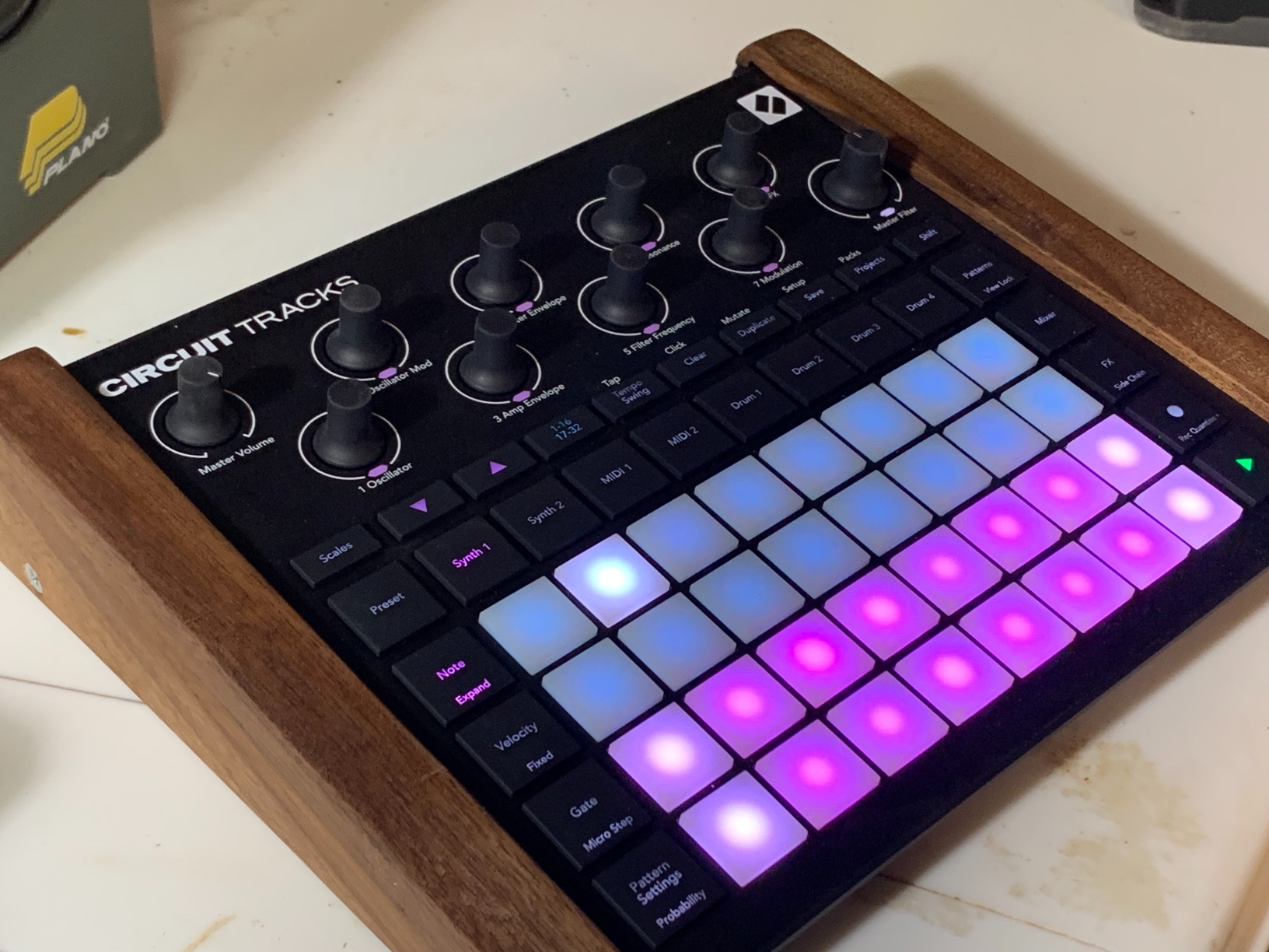 Novation Circuit Tracks Groovebox Sequencer and Synthesizer | Standalone Groovebox, 2 Synth Tracks, 4 Drum Tracks, 32-Step Sequencer customer photo 2