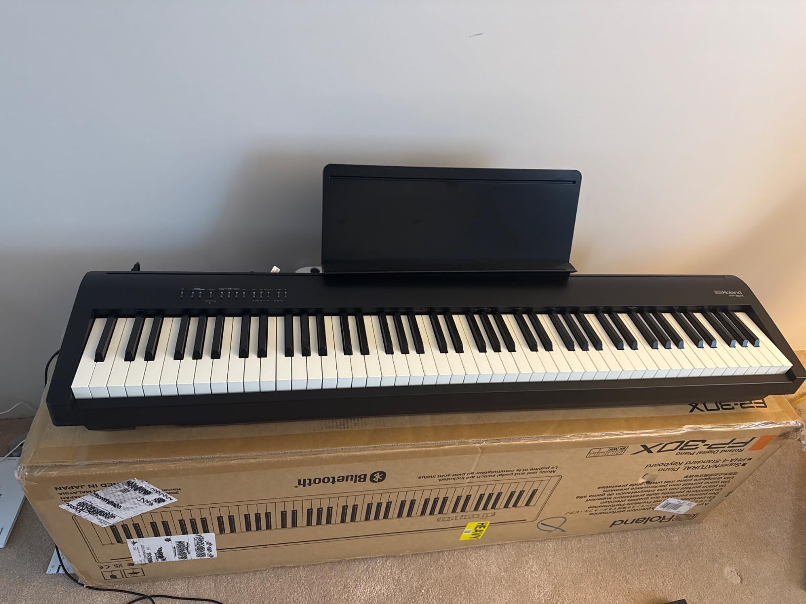 Roland FP-30X 88-Note Digital Piano | SuperNATURAL Engine, 256 Polyphony, 22W Speakers, Bluetooth Audio and MIDI, USB Audio and MIDI (Black) customer photo 1