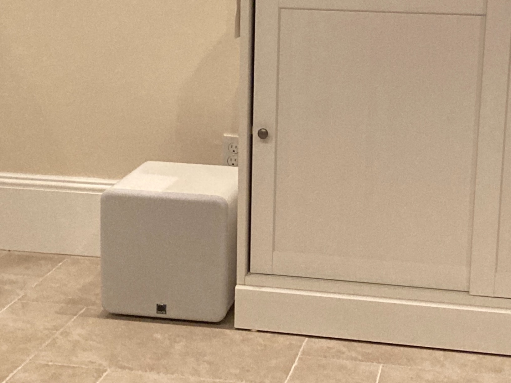 SVS SB-1000 Pro Subwoofer (Piano Gloss White) | 12-in Driver, 325 Watt RMS, Sealed Cabinet customer photo 1