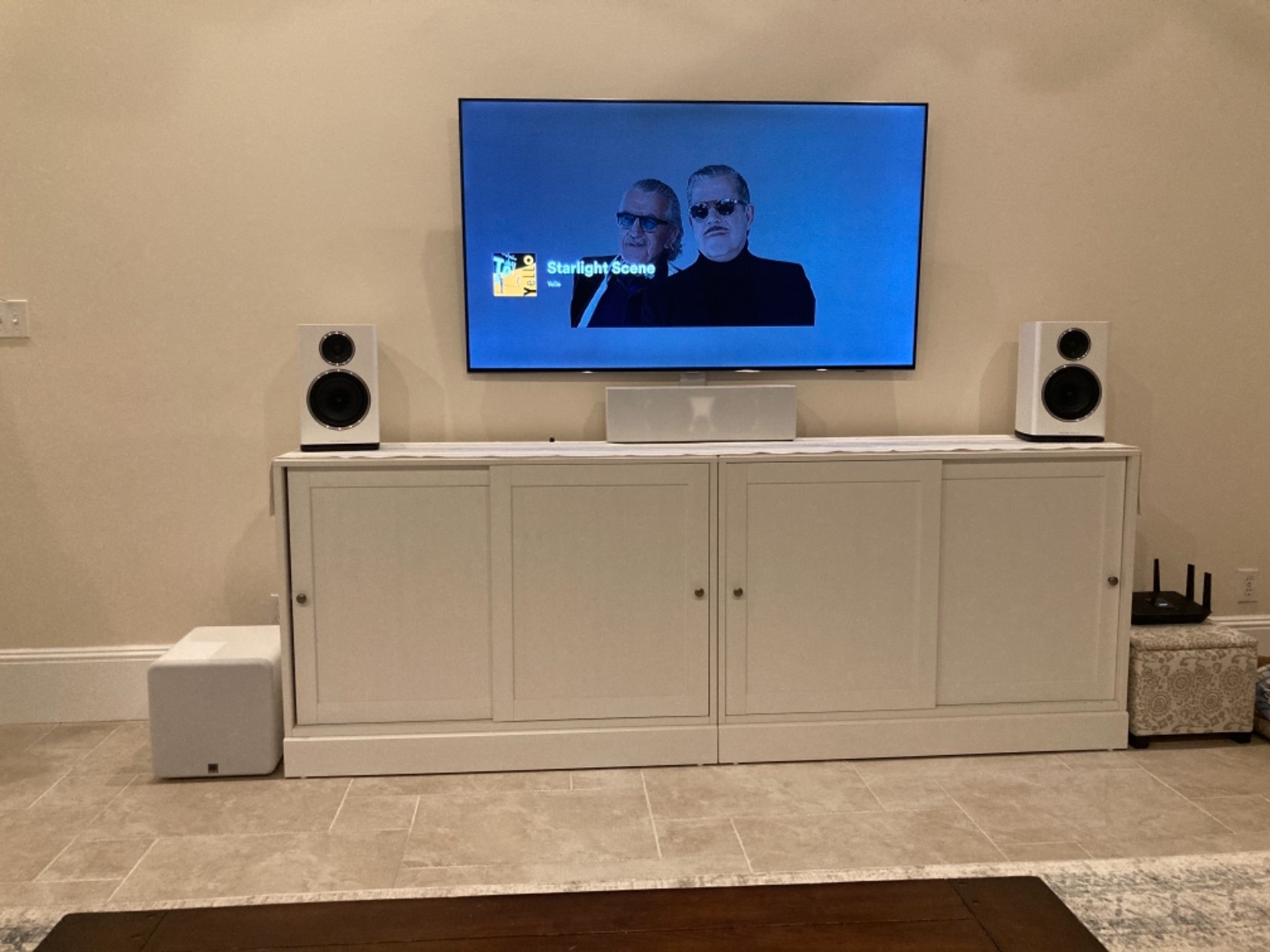 SVS SB-1000 Pro Subwoofer (Piano Gloss White) | 12-in Driver, 325 Watt RMS, Sealed Cabinet customer photo 2