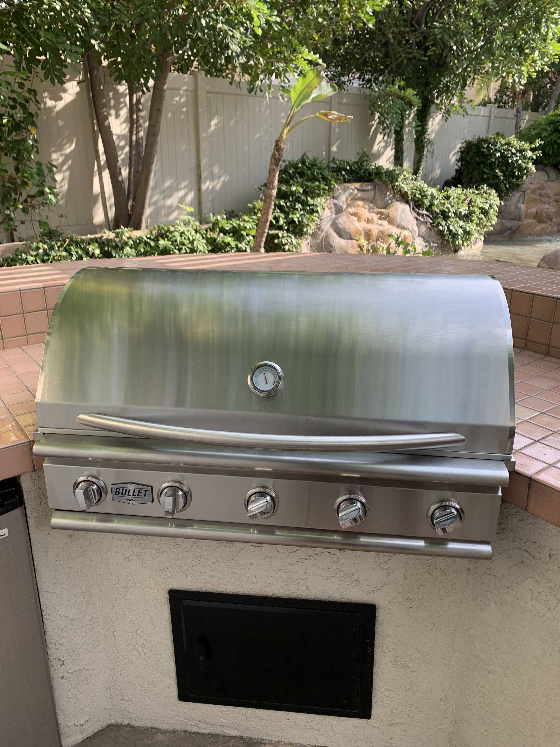 Bullet by Bull Outdoor Products 48109 Bronco Bullet by Bull 4 Burner Grill Natural Gas, Stainless Steel customer photo 1
