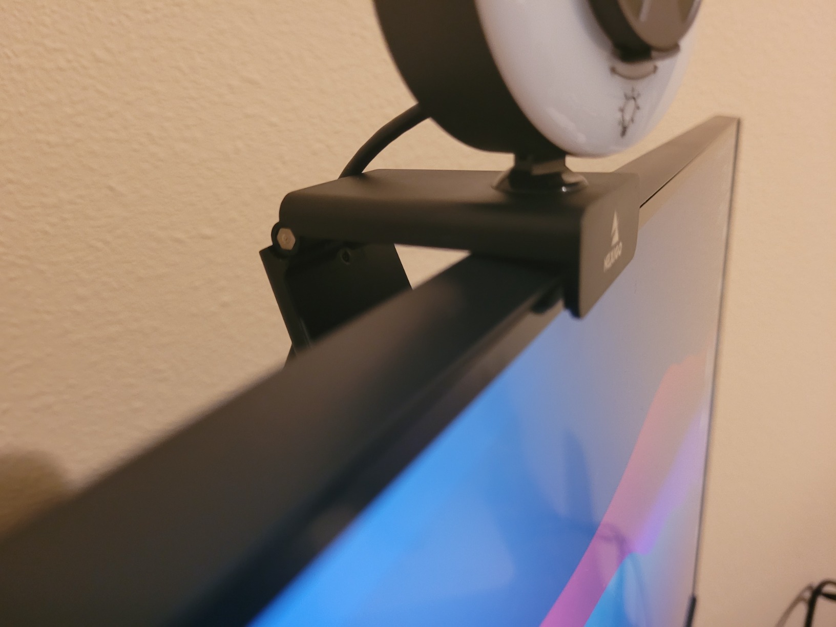 NexiGo N960E 1080P 60FPS Webcam with Light, Software Included, Fast AutoFocus, Built-in Privacy Cover, Dual Stereo Microphone, for Zoom Meeting Skype Teams Twitch customer photo 1