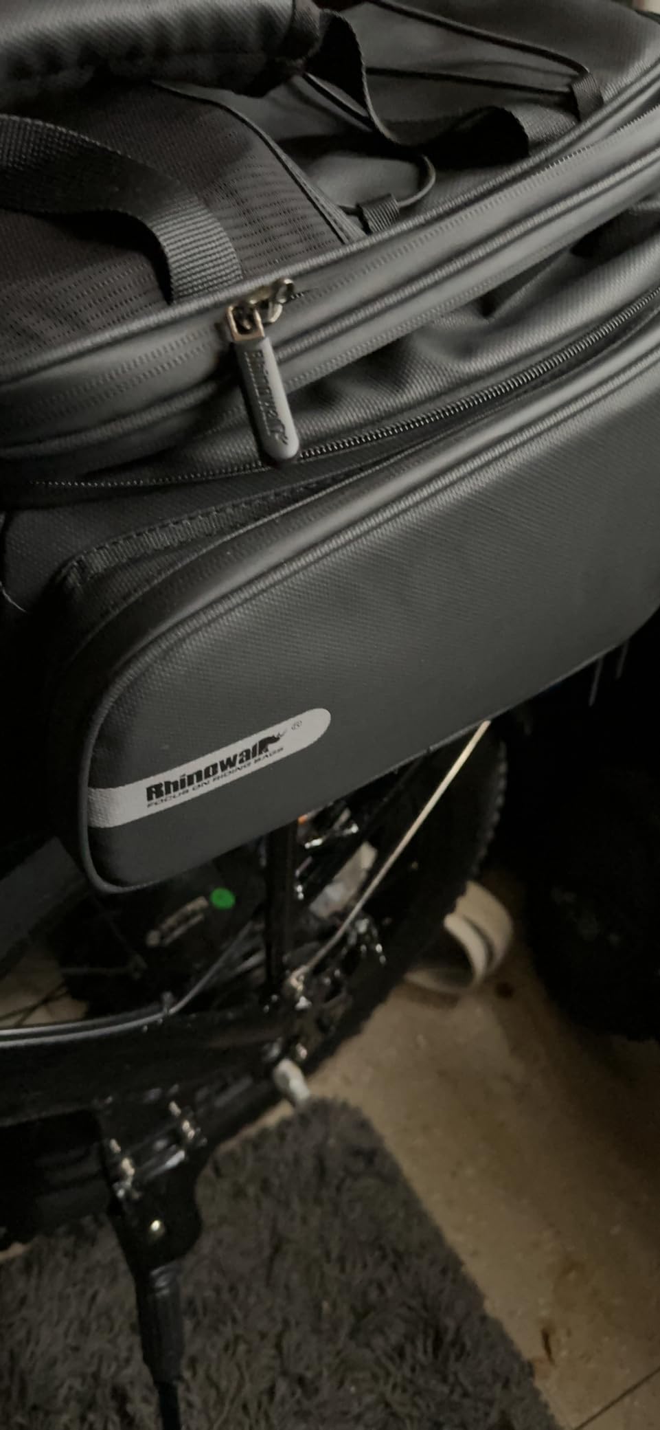 HUNTVP Bike Trunk Bag Expandable 11-30L Rack Bags Bike Pannier Bags Rear Seat Bag Handbag for Bicycle Cargo Rack Saddle Bag Bicycle Commuter Shoulder Luggage Bag customer photo 1