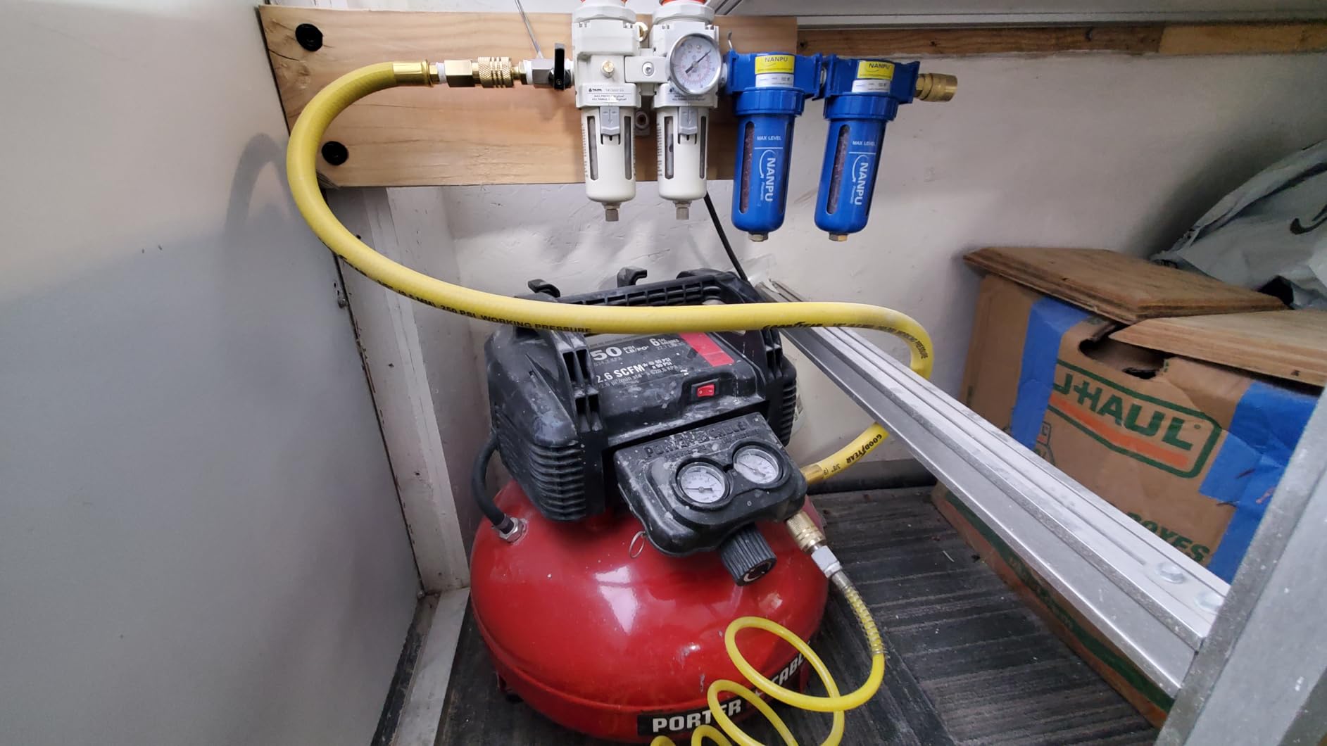 PORTER-CABLE Portable Pancake Air Compressor, 6 Gallon, 150 Max PSI, Oil-Free Maintenance-Free Pump customer photo 2