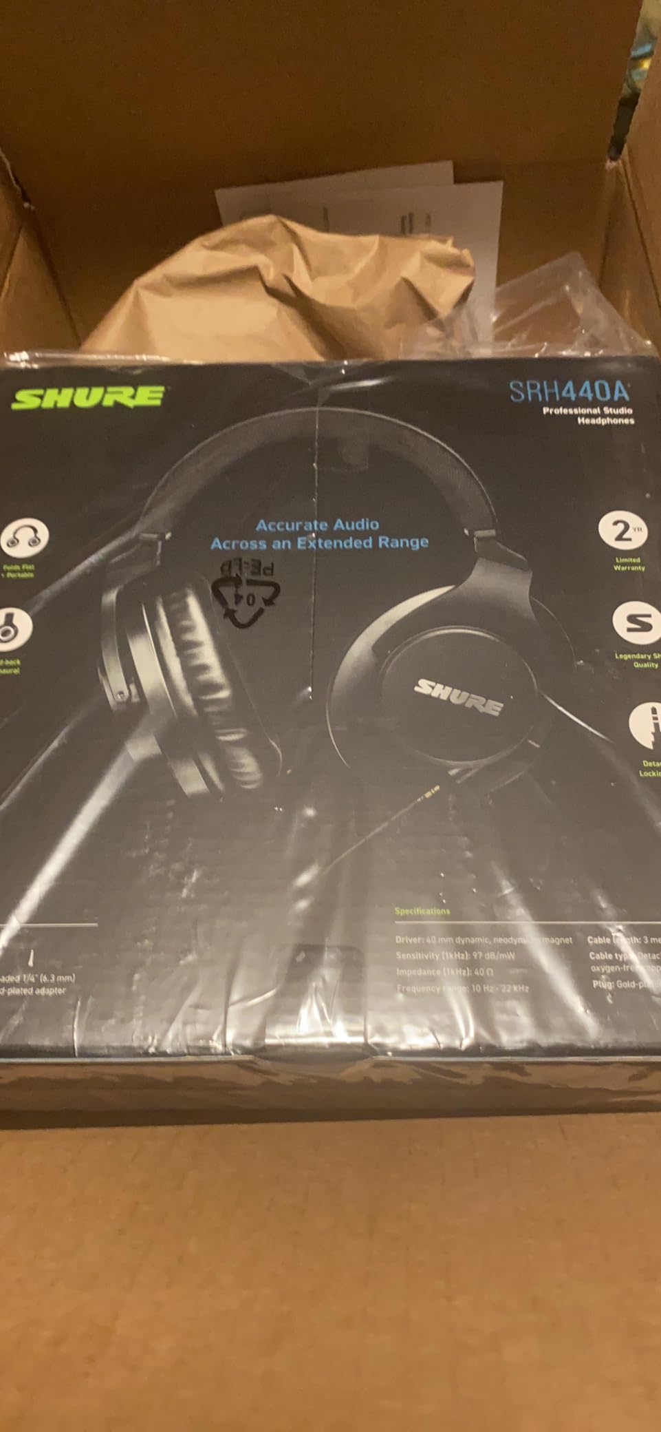 Shure SRH440A Over-Ear Wired Studio Headphones for Recording - Closed-back customer photo 1