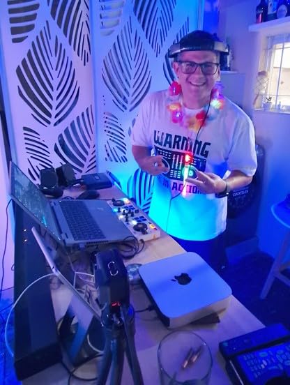 Hercules DJControl Mix Bluetooth Wireless DJ Controller for Smartphones (iOS and Android) - dJay app - 2 Decks, White customer photo 2