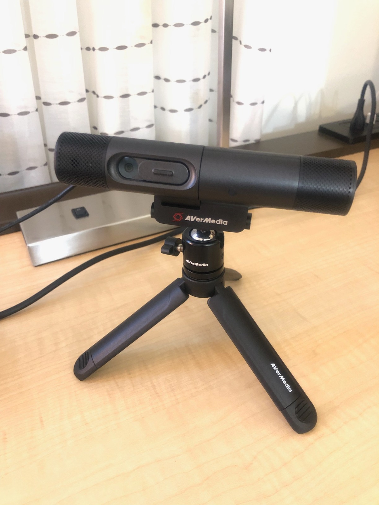 AVerMedia PW313D DualCam 2K Document Camera and Webcam for PC/Mac/Laptop, Autofocus, AI Noise Reduction, Online Teaching, Works with Zoom/Teams/Google Meet, Includes Tripod, TAA/NDAA Compliant customer photo 1