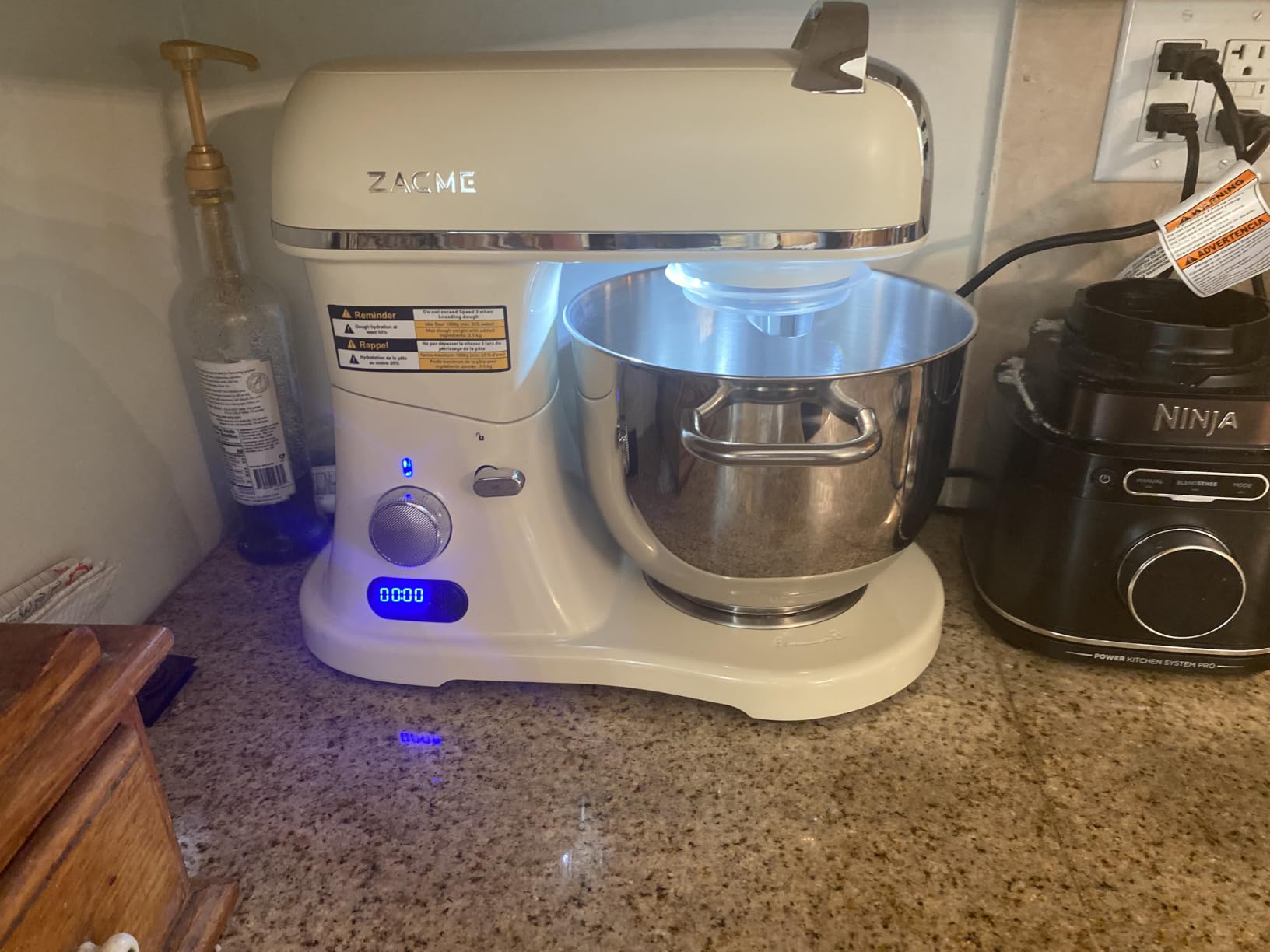 8.4QT Commercial Stand Mixer 800W with Aluminum Die Casting, Stainless Steel 8L Bowl customer photo 1