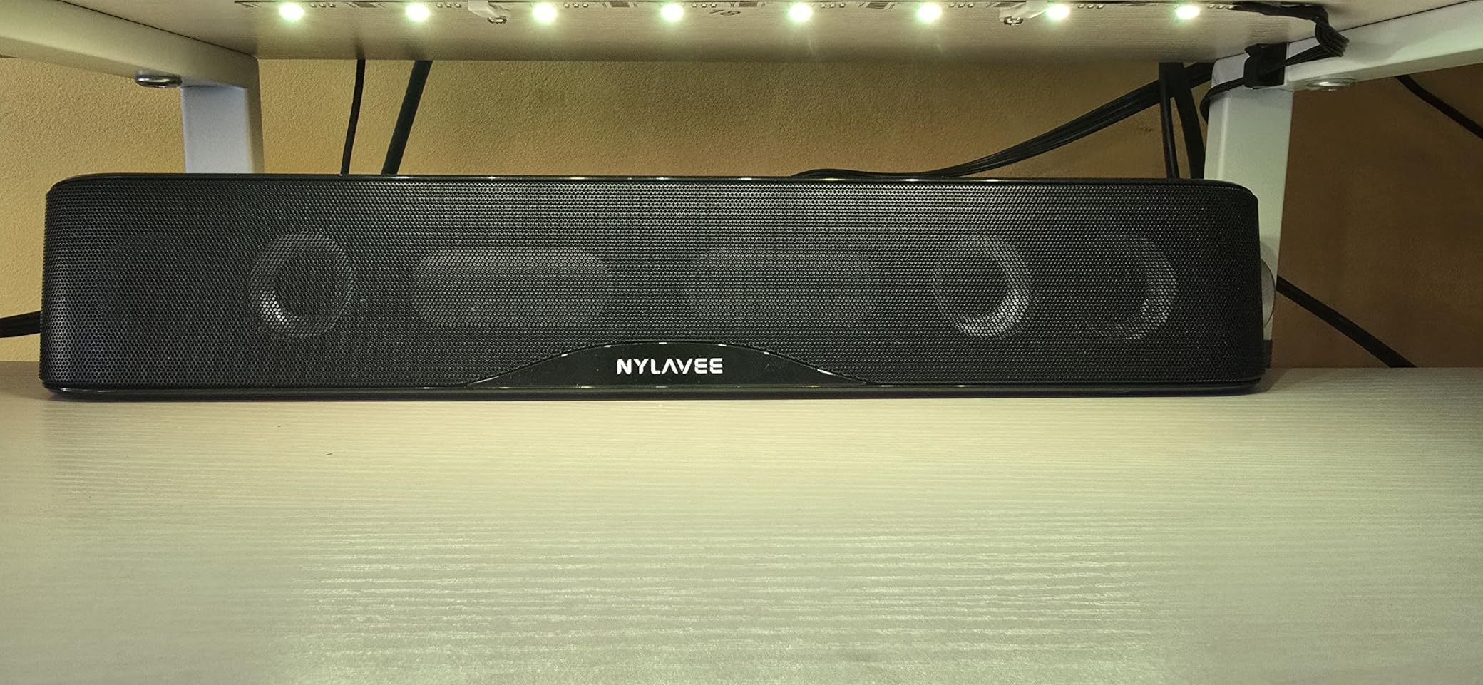 Nylavee Computer Speakers, Hi-Fi Stereo Computer Sound Bar with Bluetooth & 3.5mm Aux, USB/USB-C Powered for Desktop PC, Laptop & Monitor, Built-in Mic and Headphone Jack customer photo 1