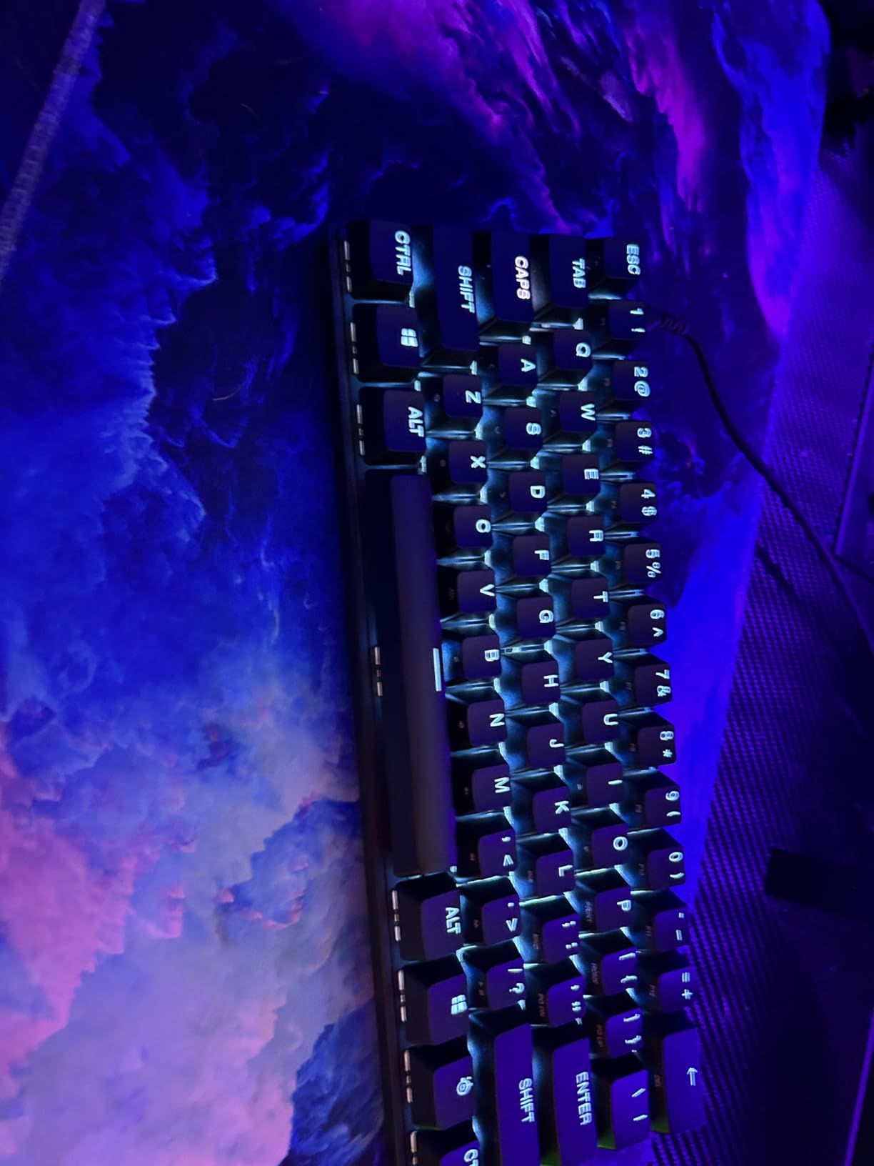 SteelSeries New Apex 9 Mini - HotSwap Optical Mini Keyboard, 60% Compact Design, Optical Switches, RGB Customization, Aluminum Alloy Frame, Double Shot PBT Keycap customer photo 1