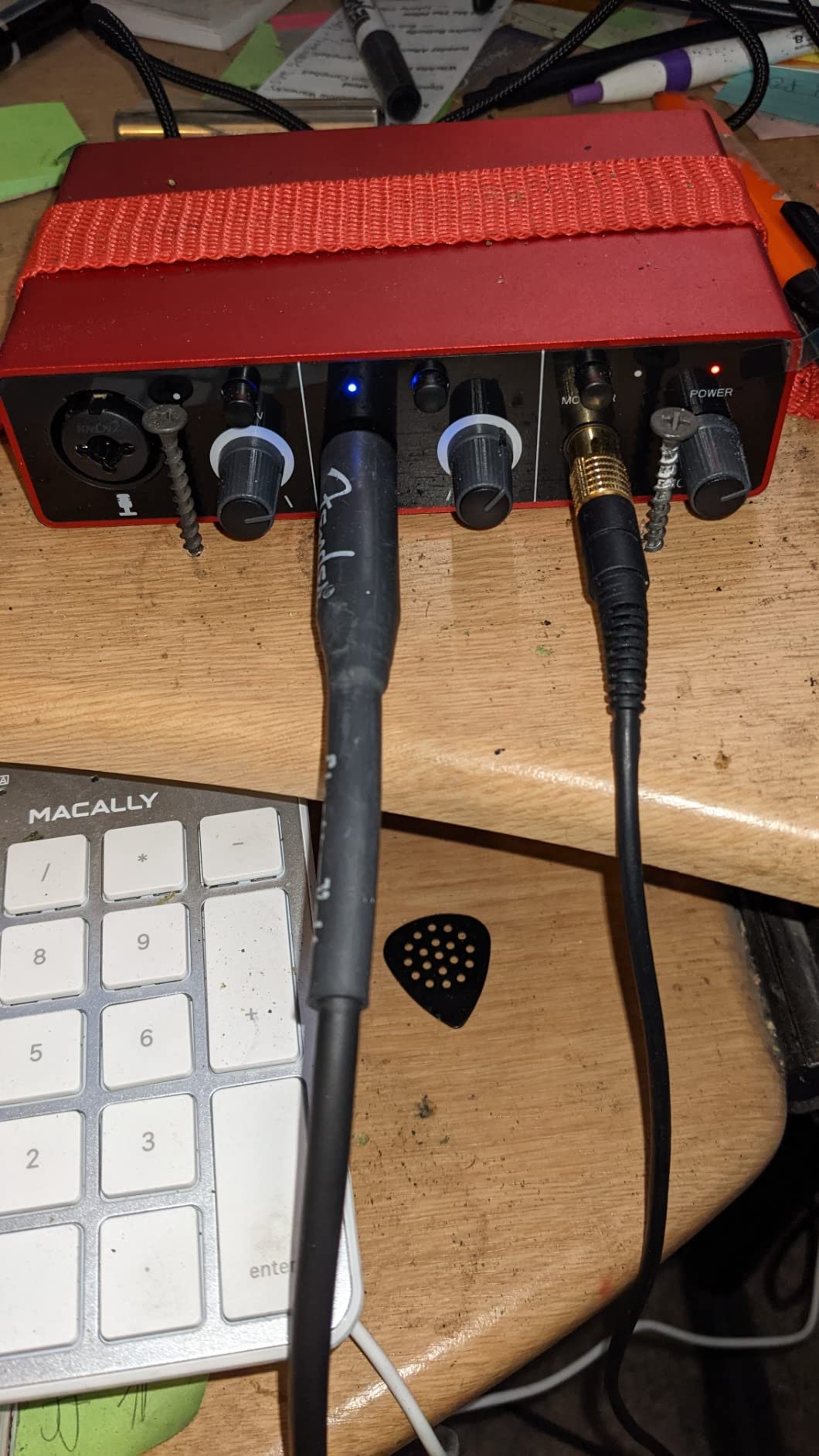 Wrugste USB Audio Interface Solo(24Bit/192kHz)+48V Phantom Power for Computer Recording Podcasting and Streaming Plug and Play Noise-Free customer photo 2
