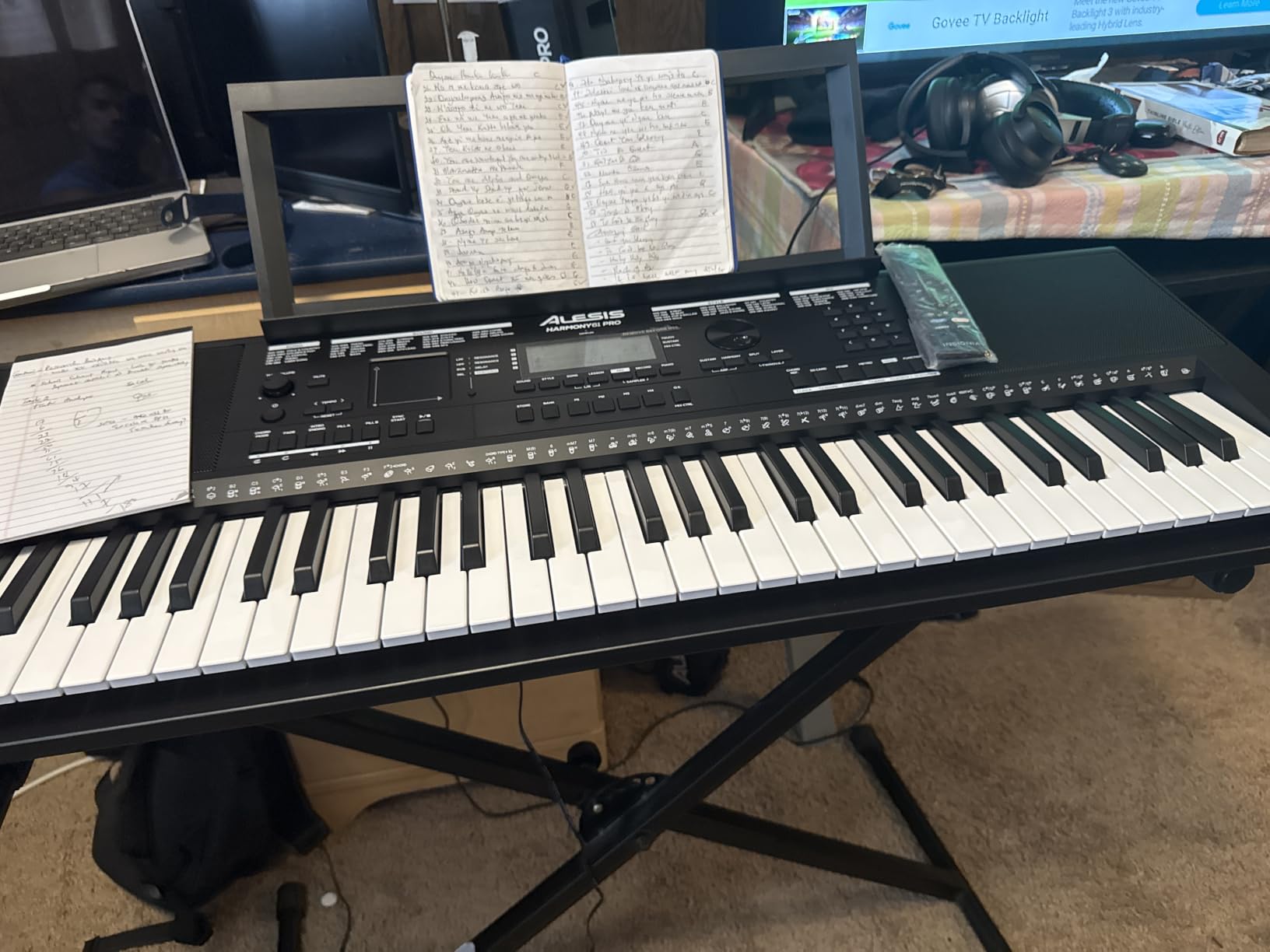 Alesis Harmony 61 Pro 61-Key Keyboard Piano with Adjustable Touch Response, USB MIDI, 580 Sounds, X/Y Performance Touchpad with DJ-Style FX customer photo 1